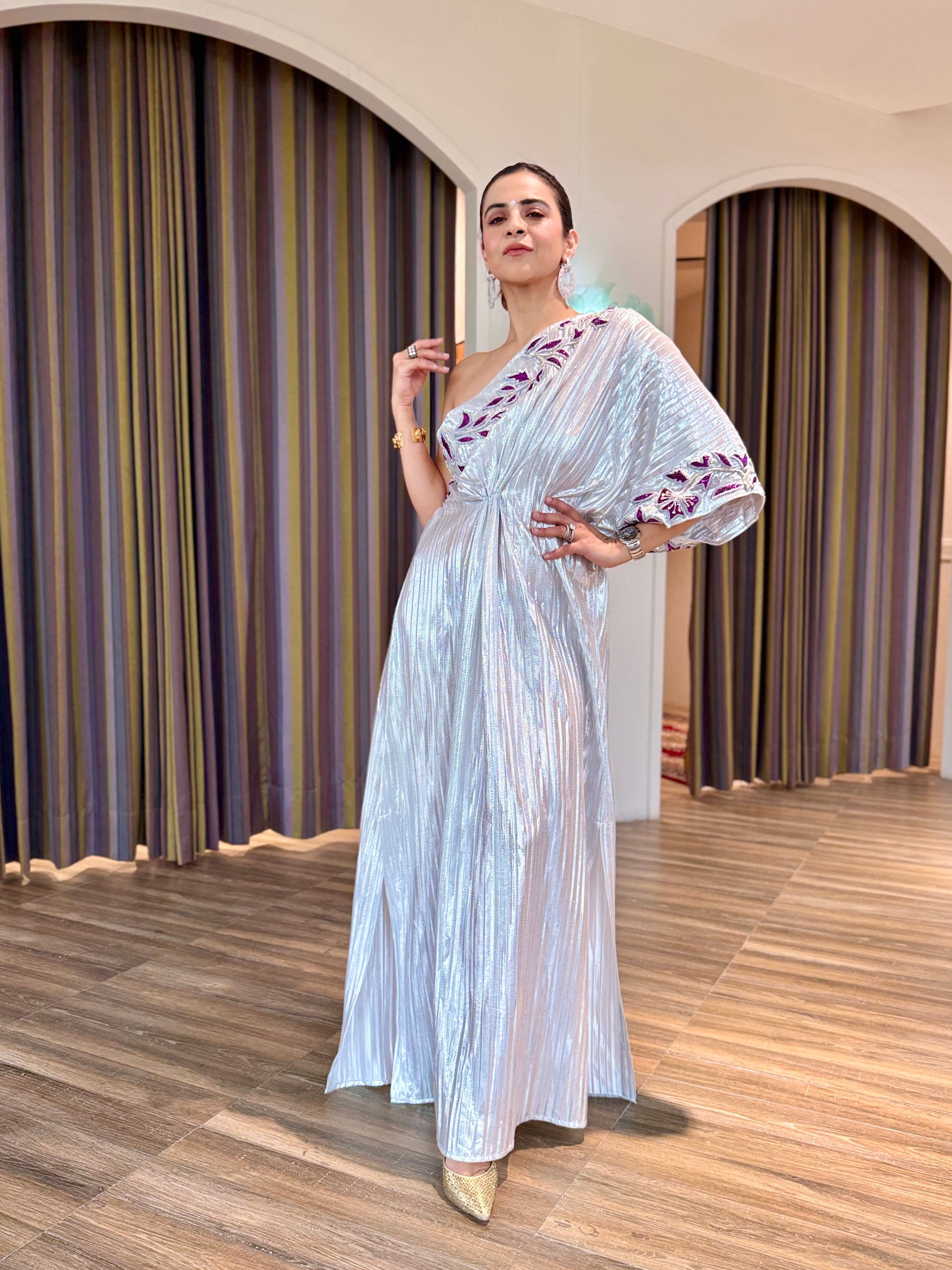 Pearl white drape kaftan