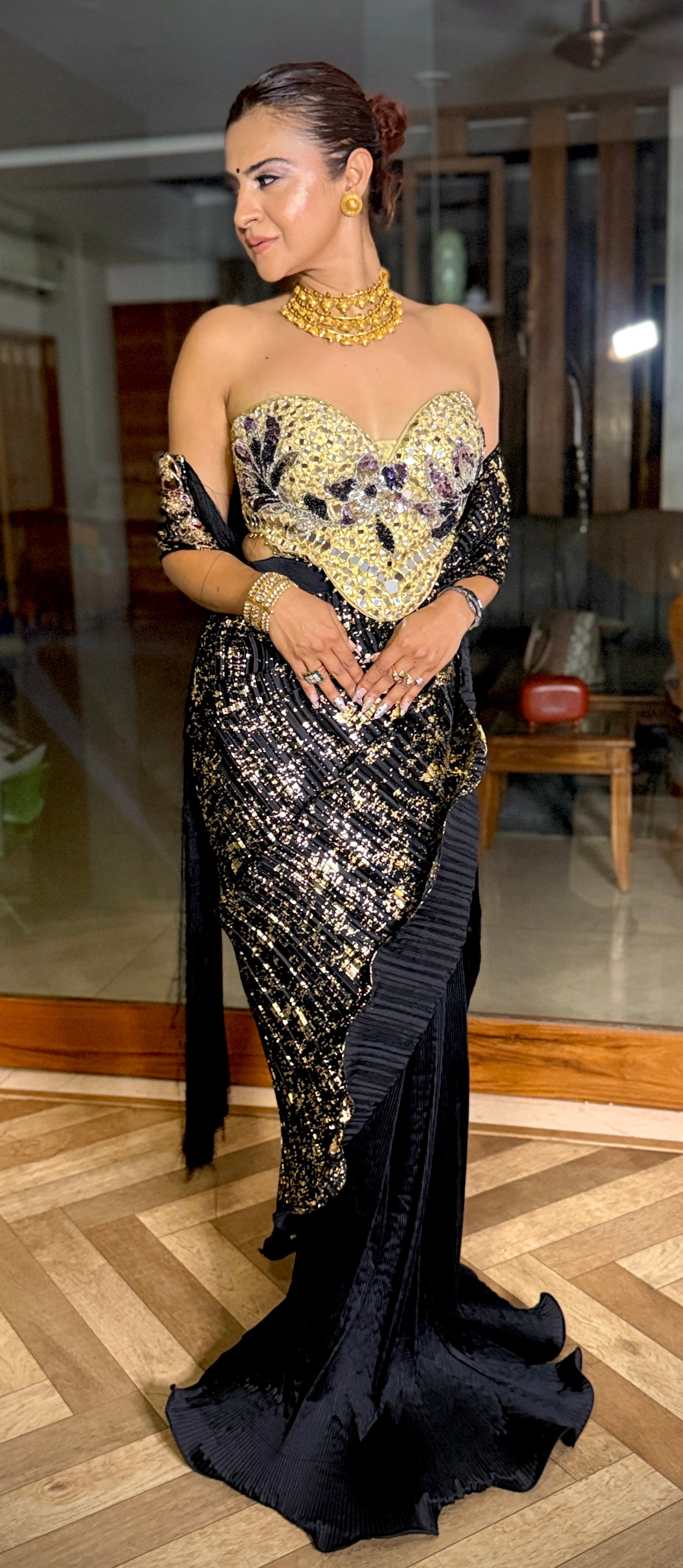 Roohani Drape Saree with corset Blouse