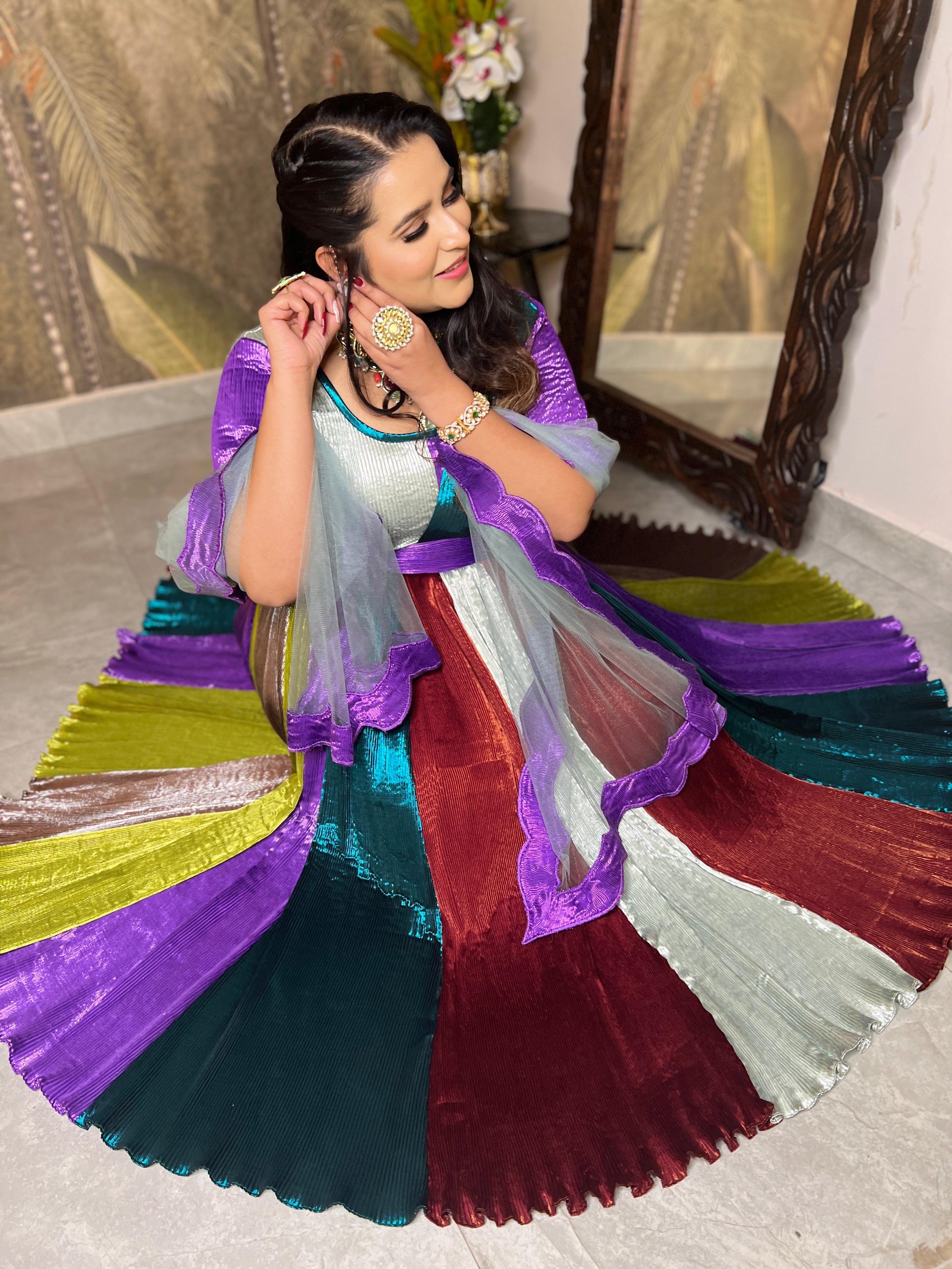Evergreen zuri anarkali suit in Multicolor