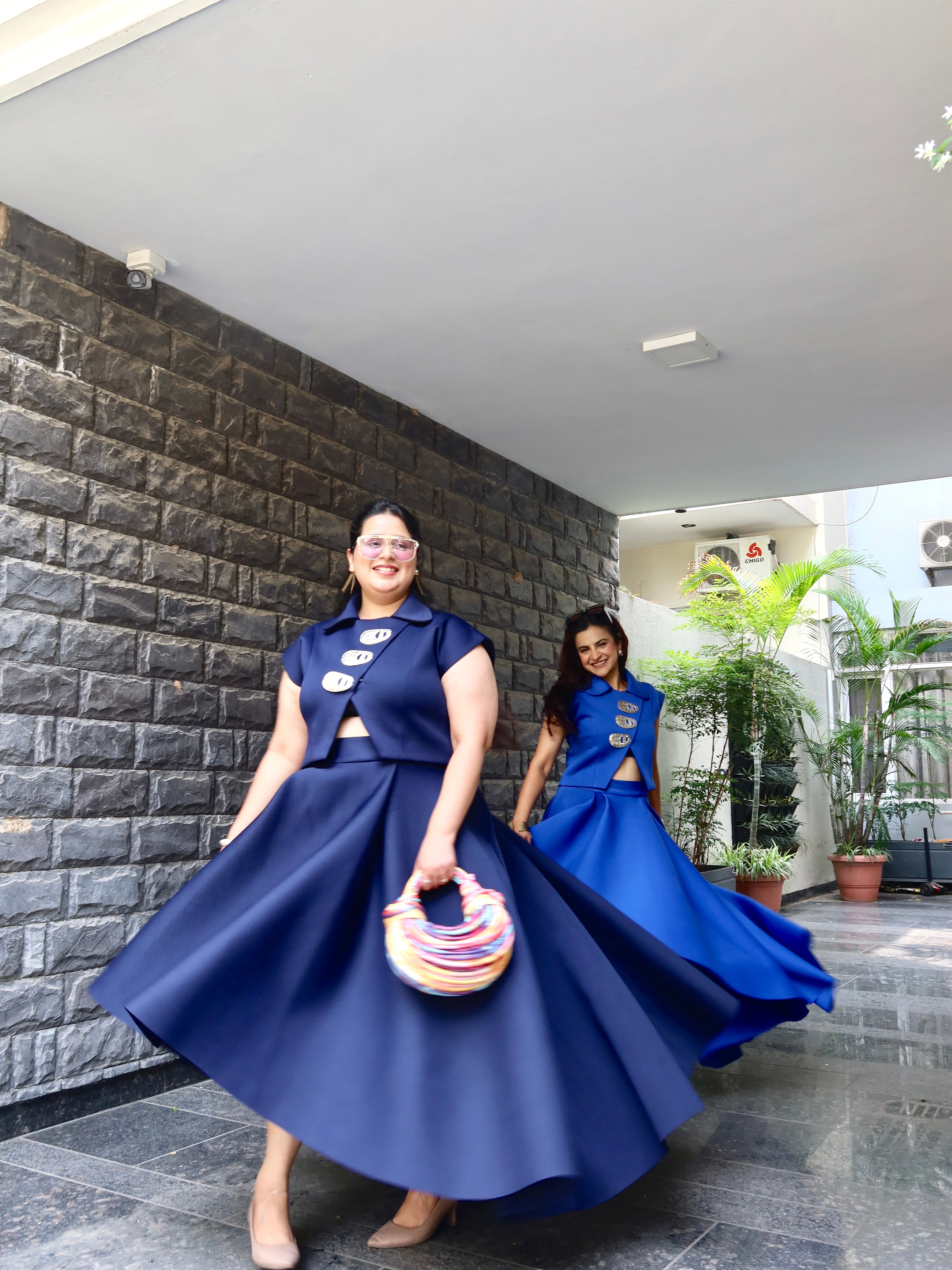 Crest Hi-Low Skirt Set in Navy Blue