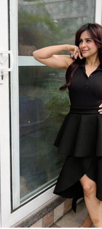 Ruffle Hi-Low Skirt in Black