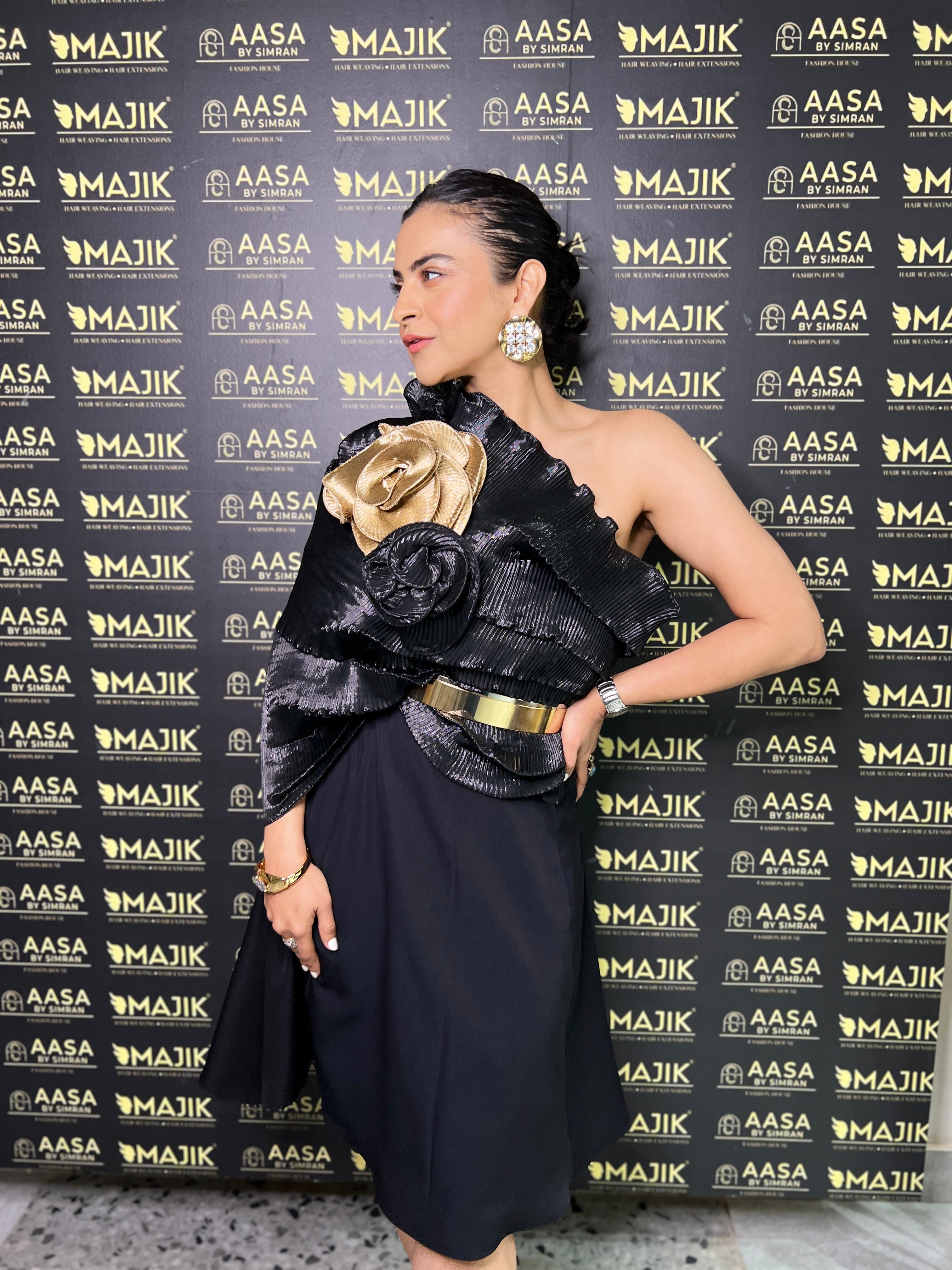 Black shimmer short Multidrape dress