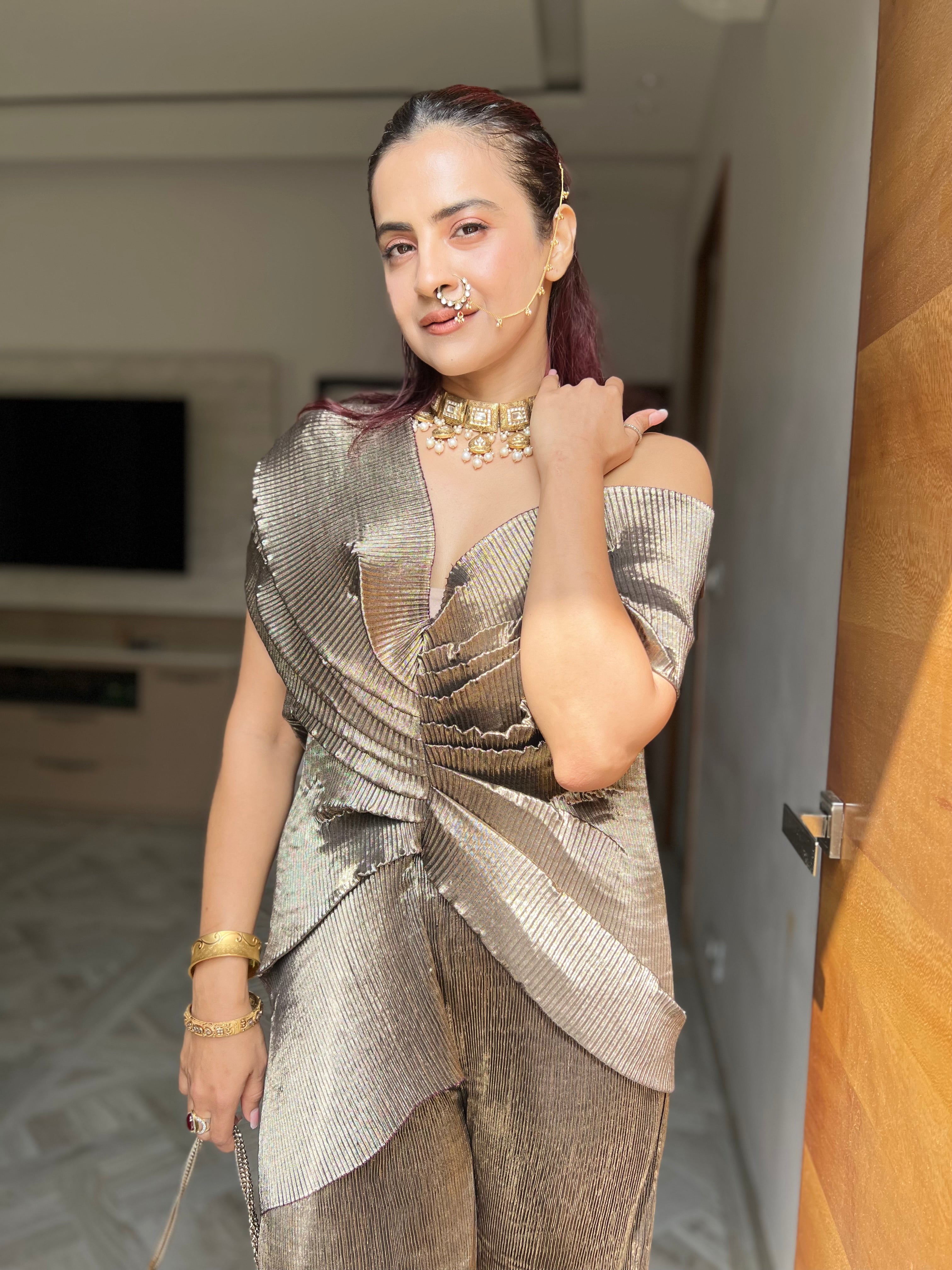 Shimmer Multi Drape Co-ord Set in Antique gold & Dark silver