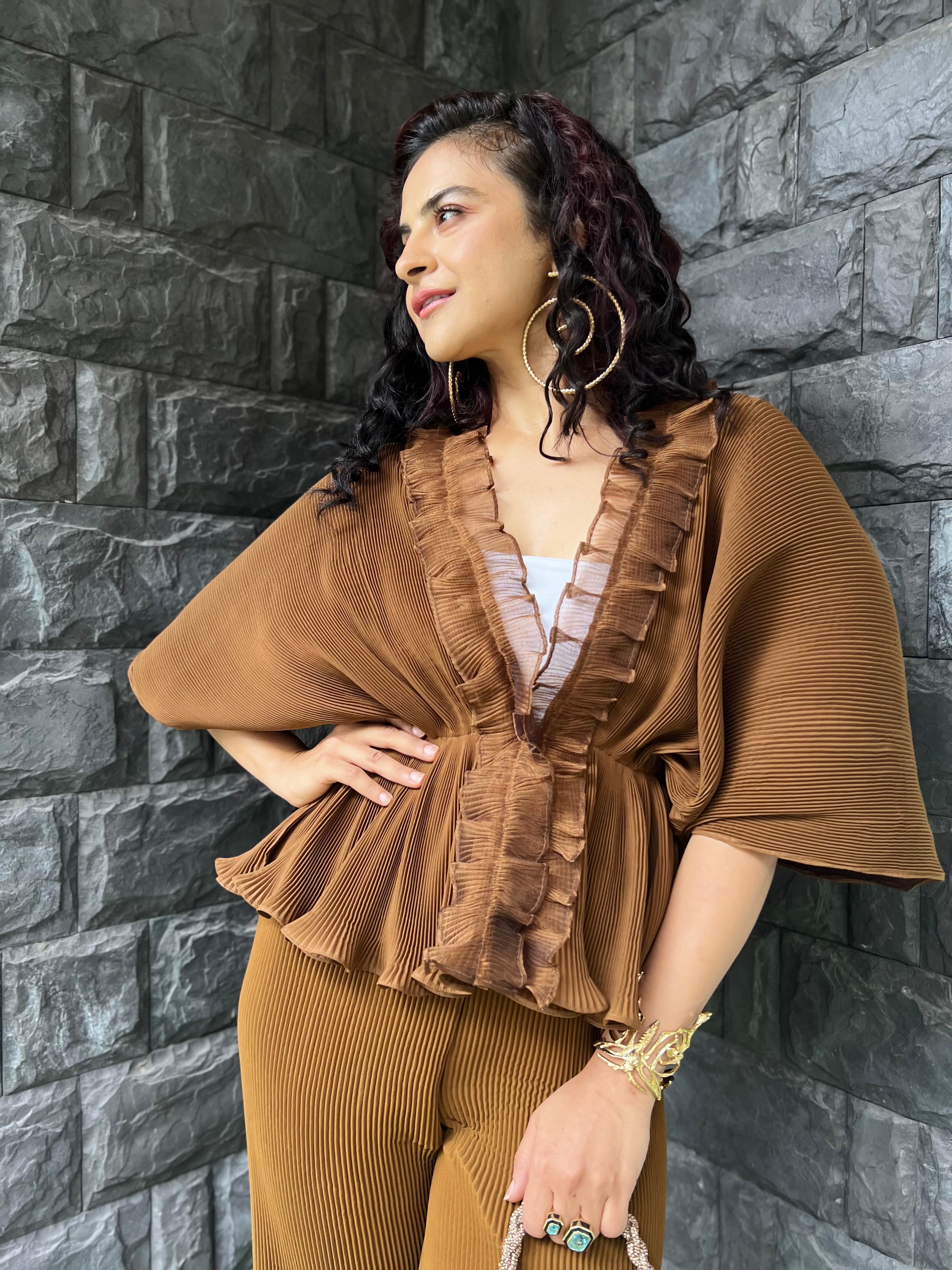 Monochrome Moon Cape in Amber