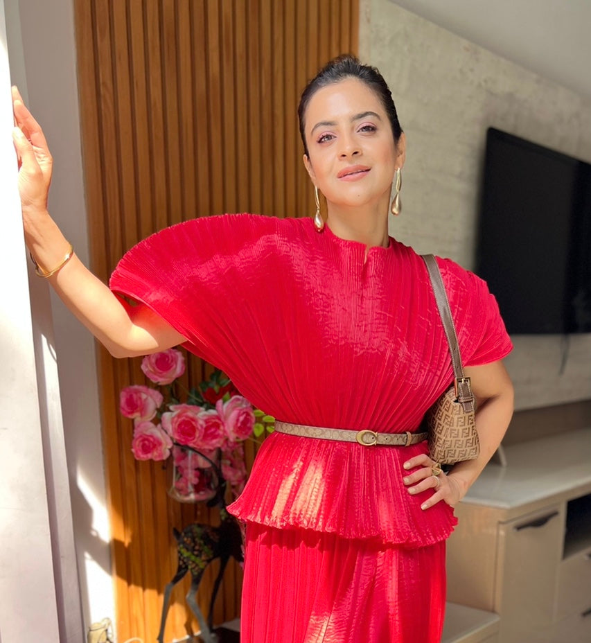 Silk Moon Lift Top in Red