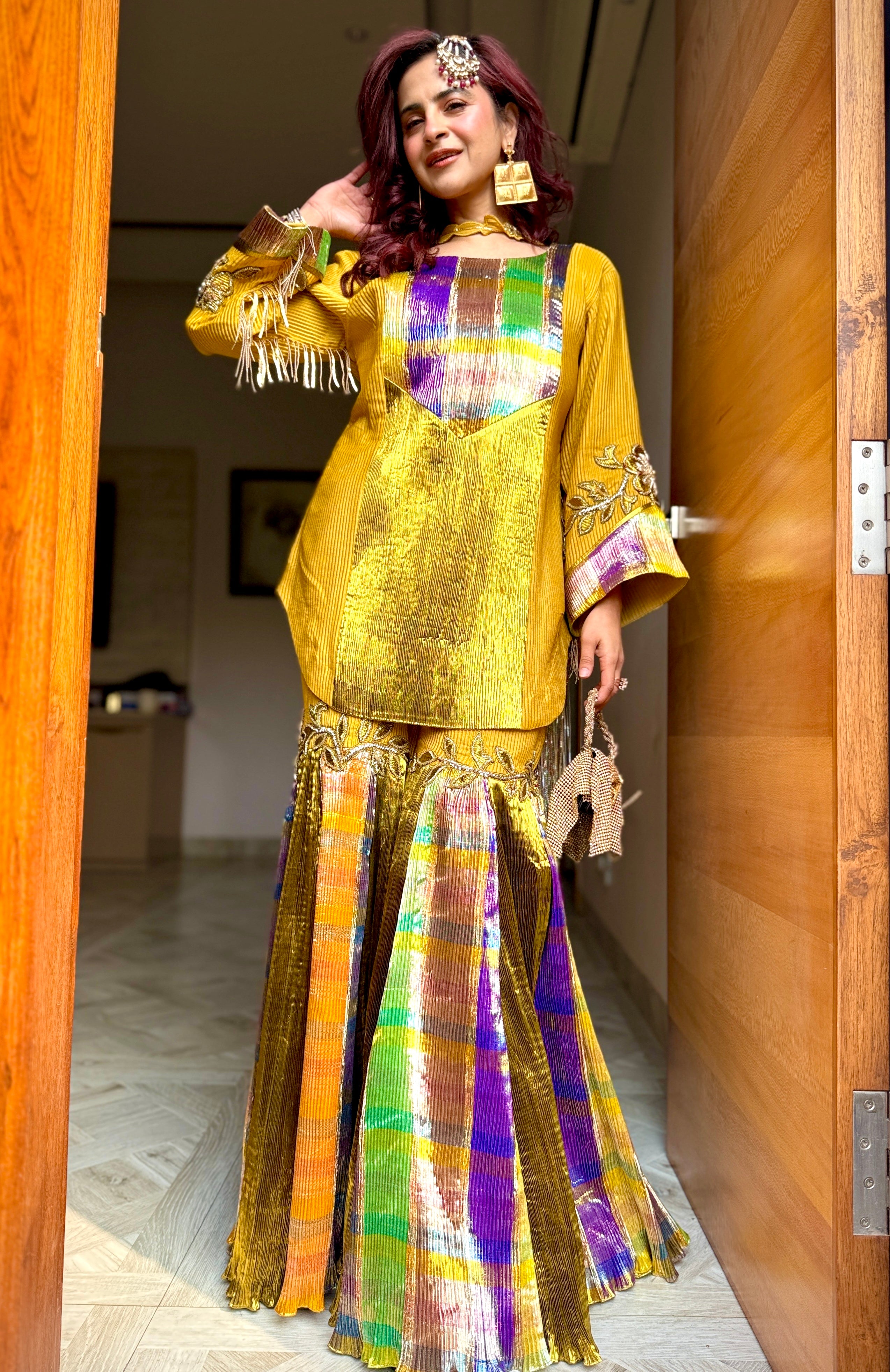 Zari Sona Garara set in yellow