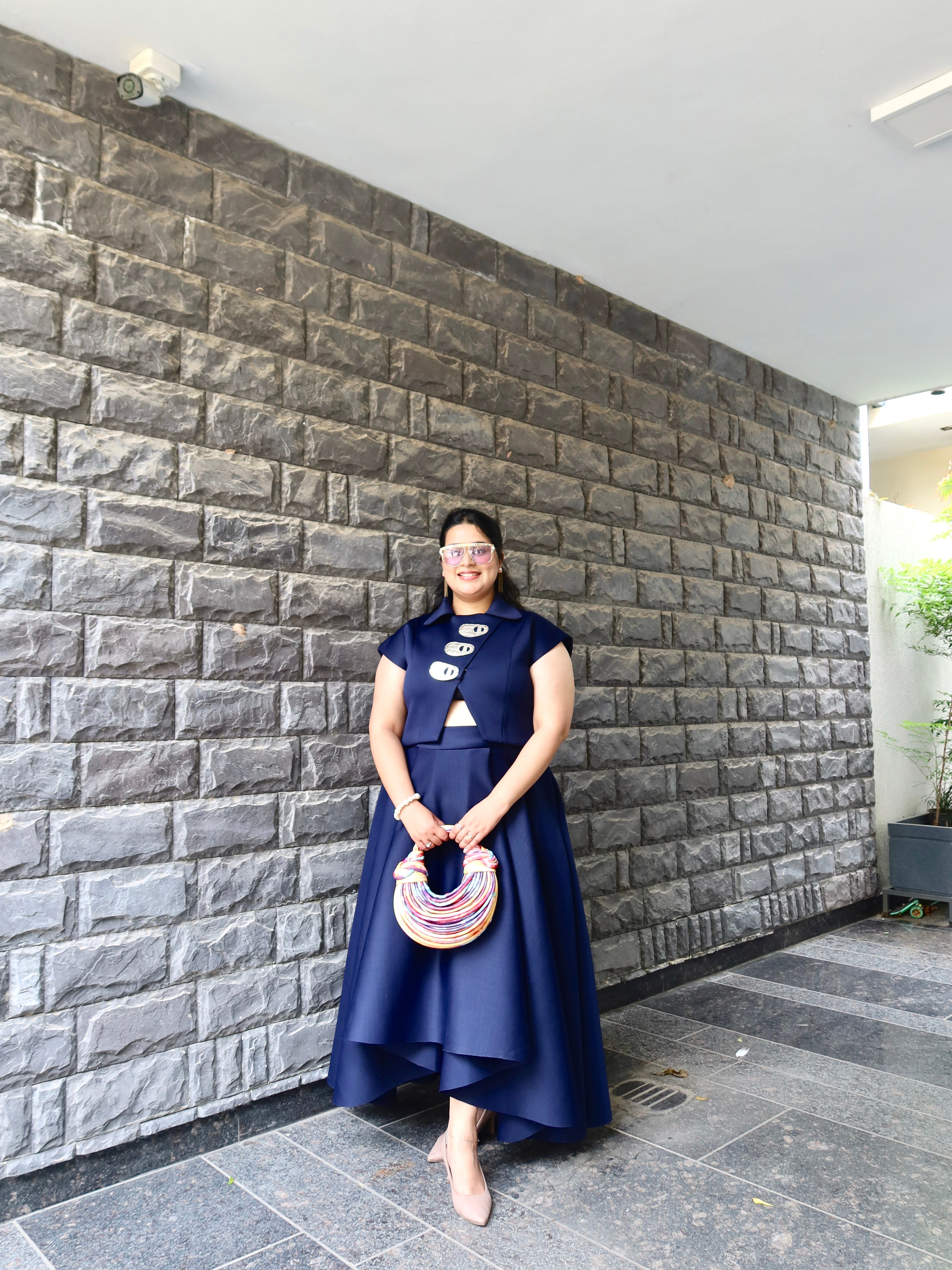 Crest Hi-Low Skirt Set in Navy Blue