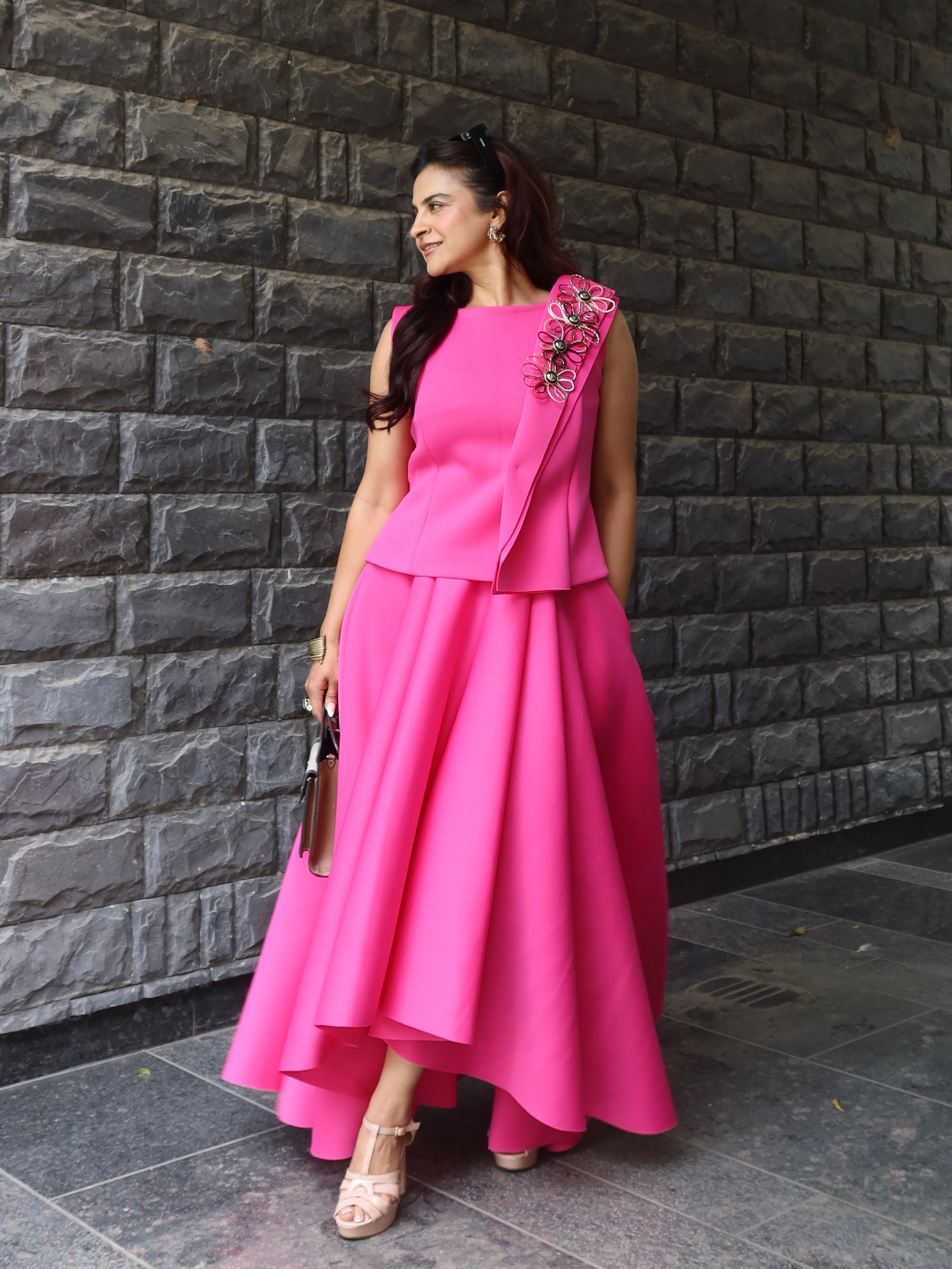 Embroidered Overlay Hi-Low Skrit set in Pink