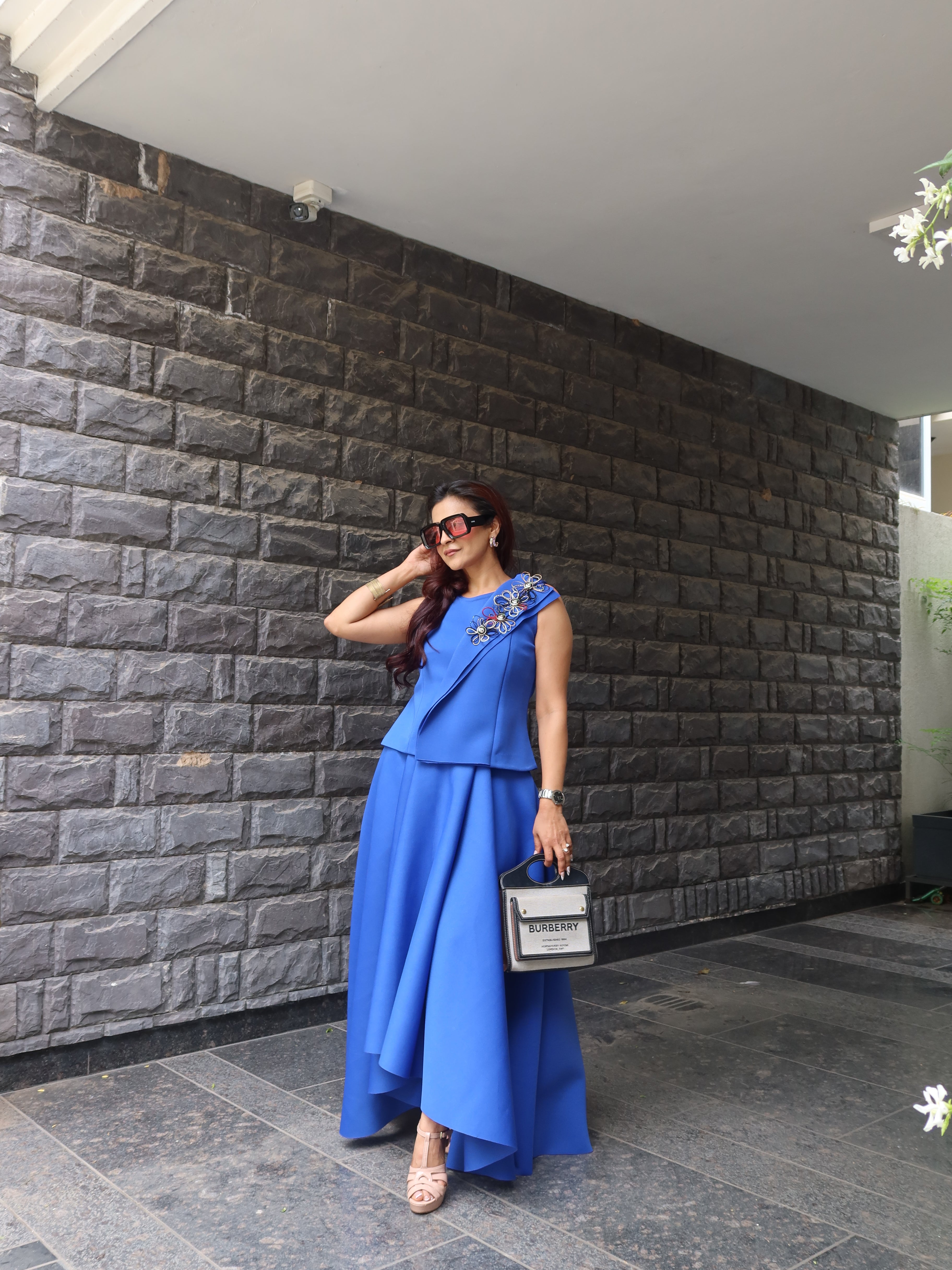 Embroidered Overlay Hi-Low Skrit set in Royal Blue