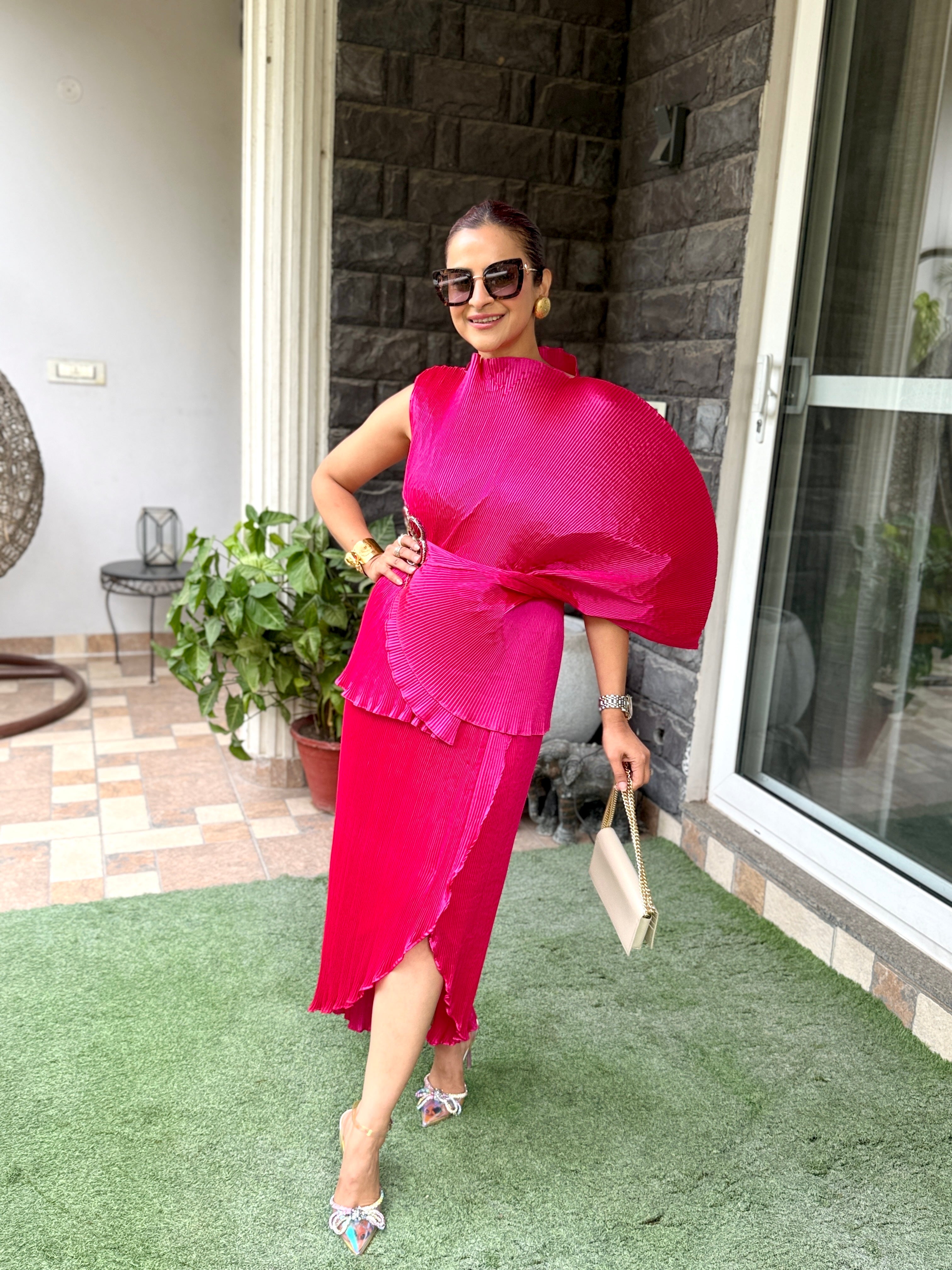 Fushia Flair Embroidered Lunar Bloom Set in Pink