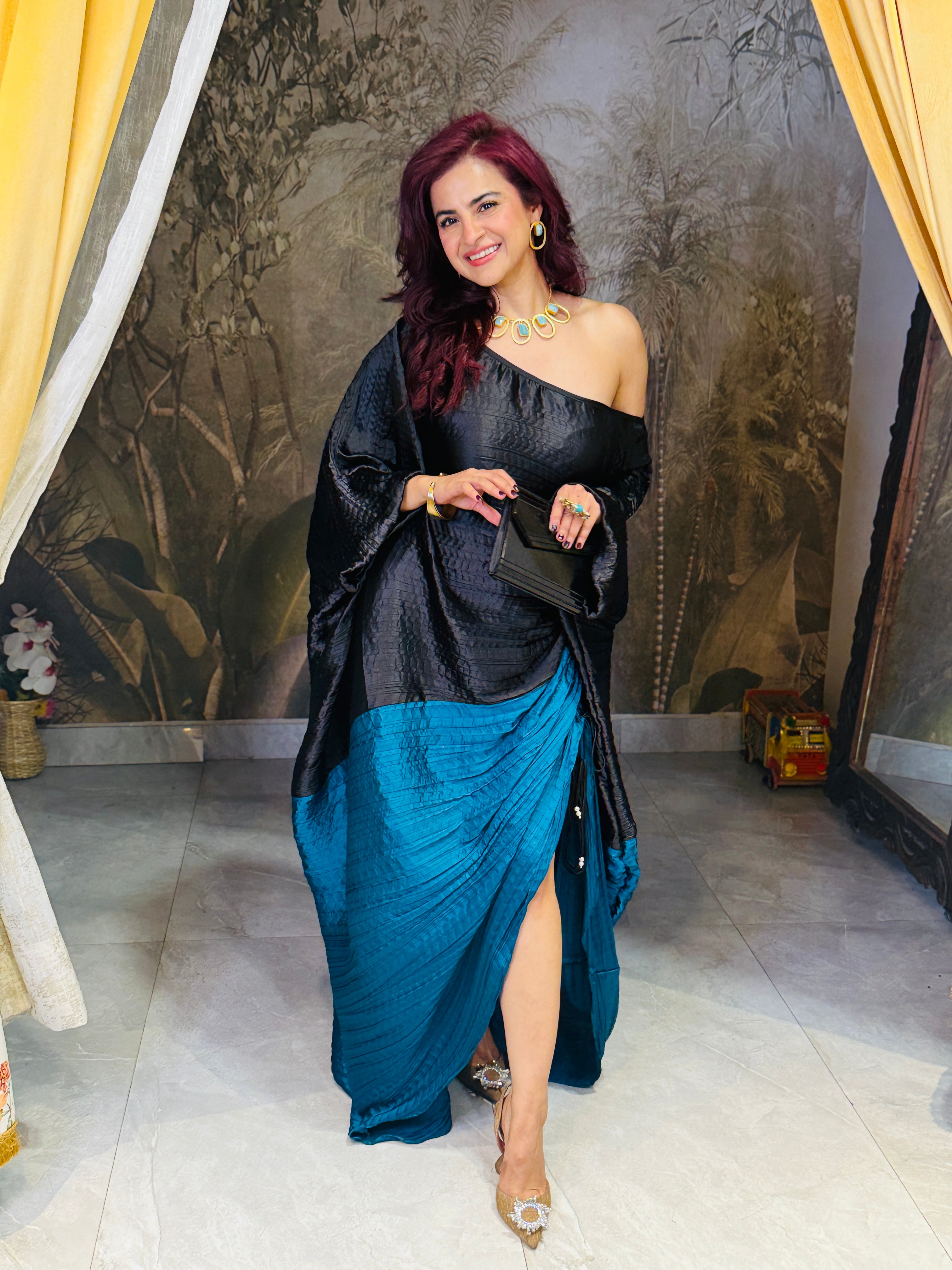 Midnight Wave in Black and Blue