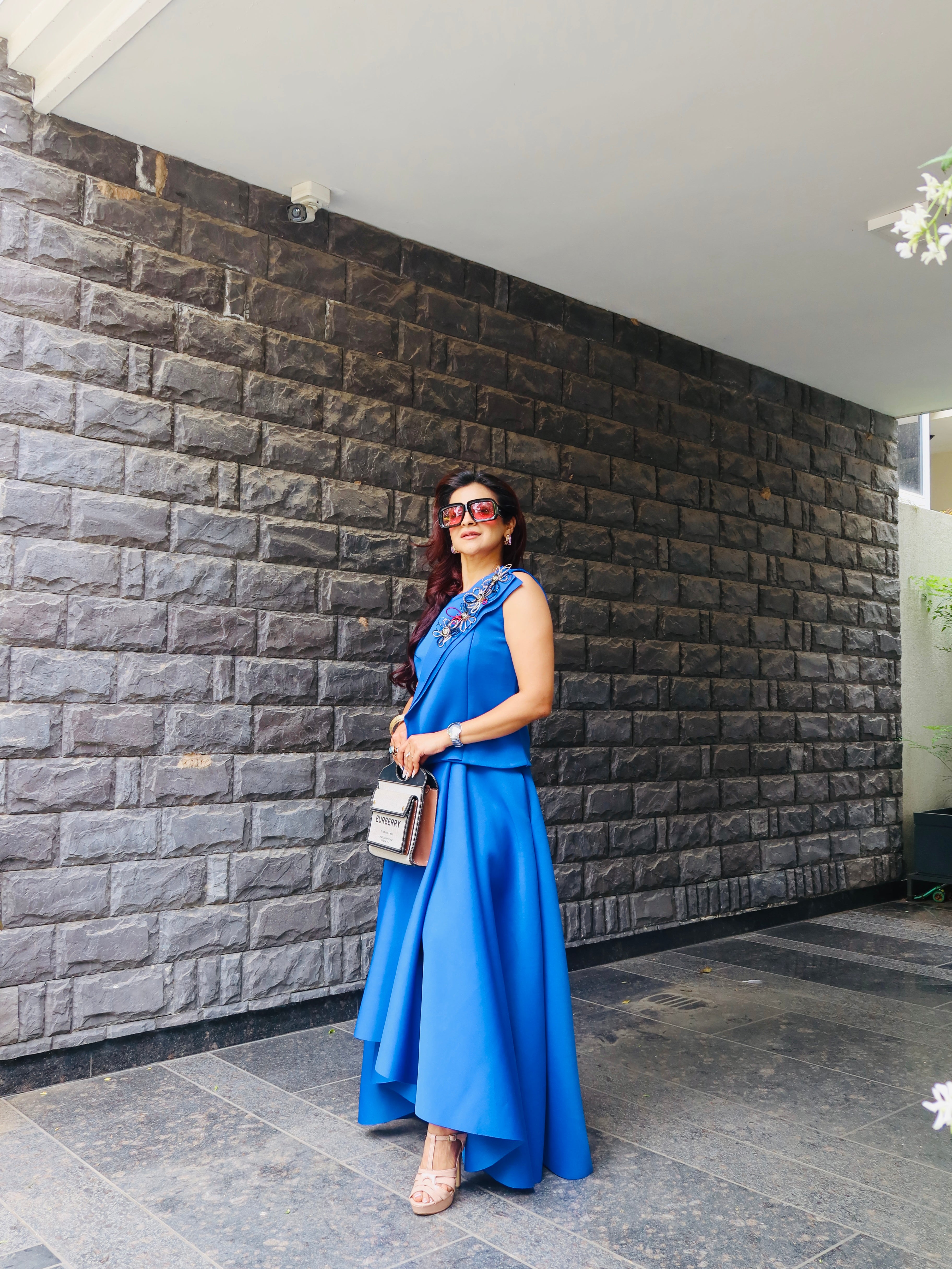 Embroidered Overlay Hi-Low Skrit set in Royal Blue