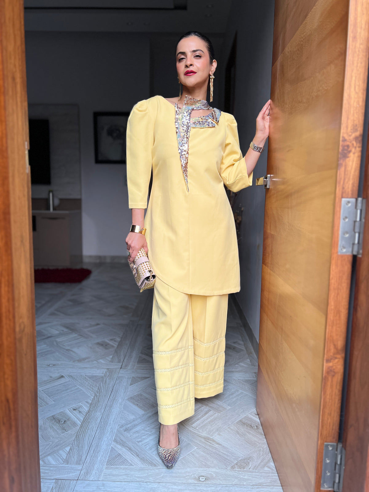 Butter yellow  Co-Ord set in “oomph collar”