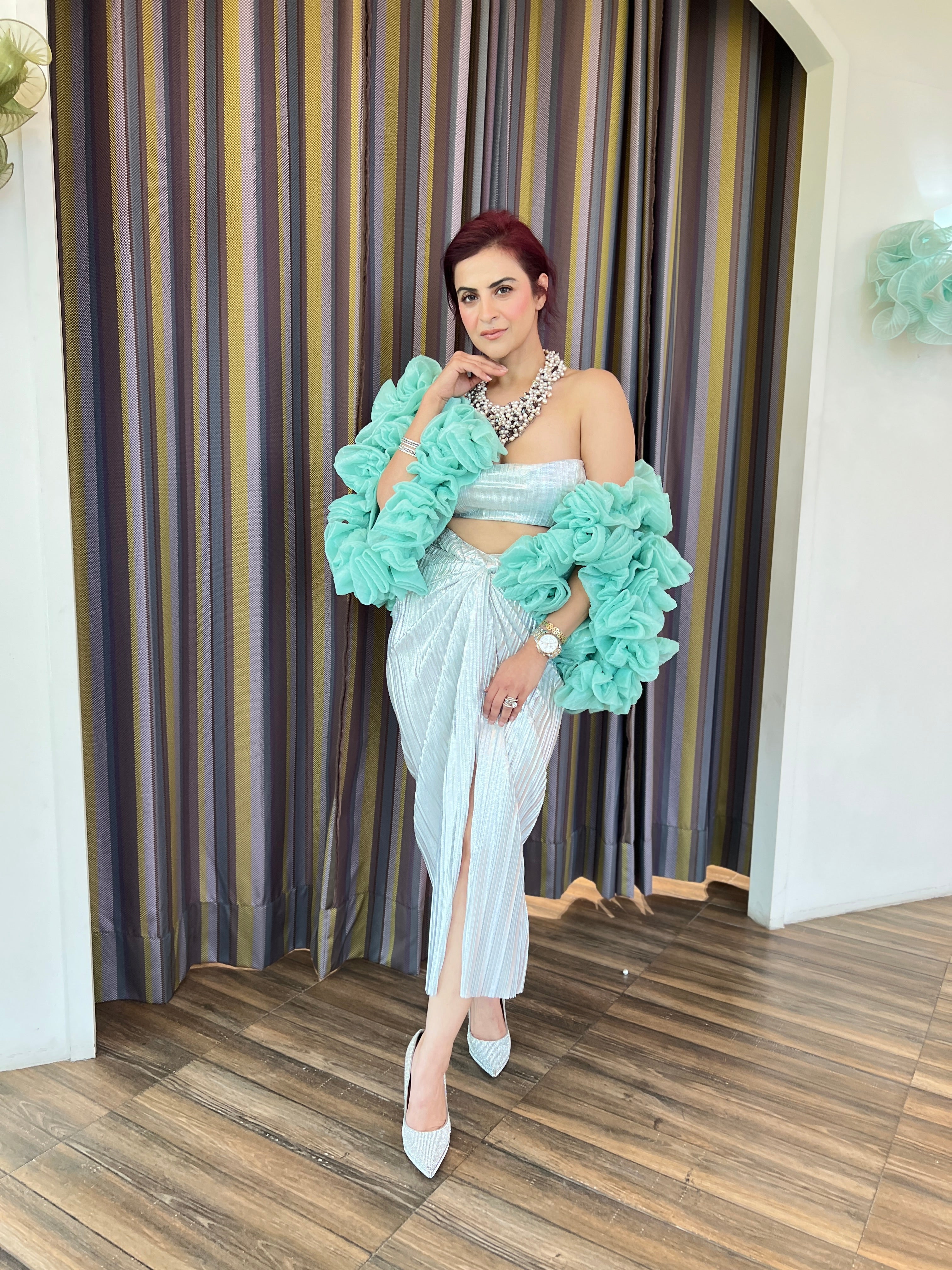 Sea Ripple Cape Set in Dirty blue and Pearl white