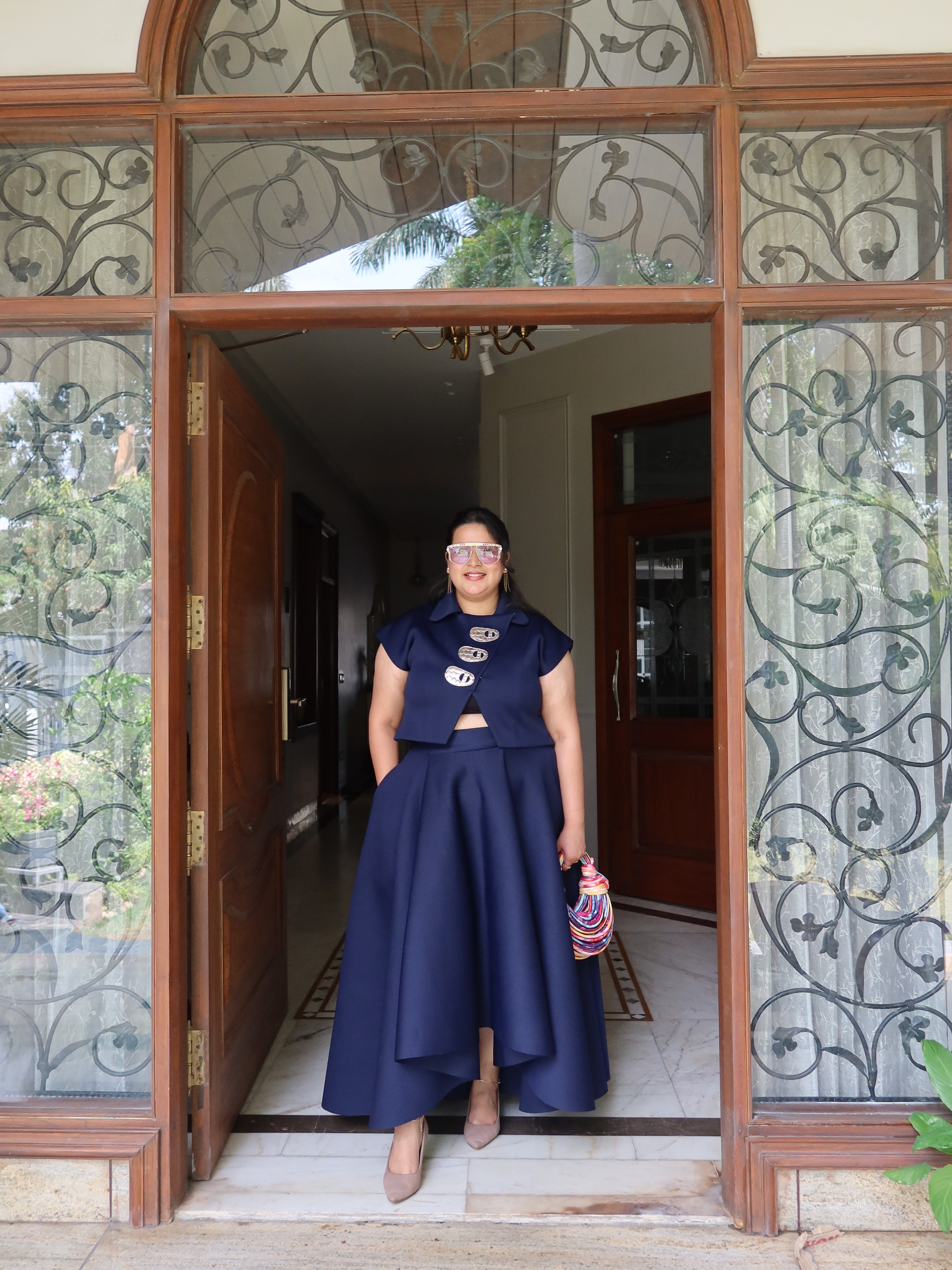 Crest Hi-Low Skirt Set in Navy Blue