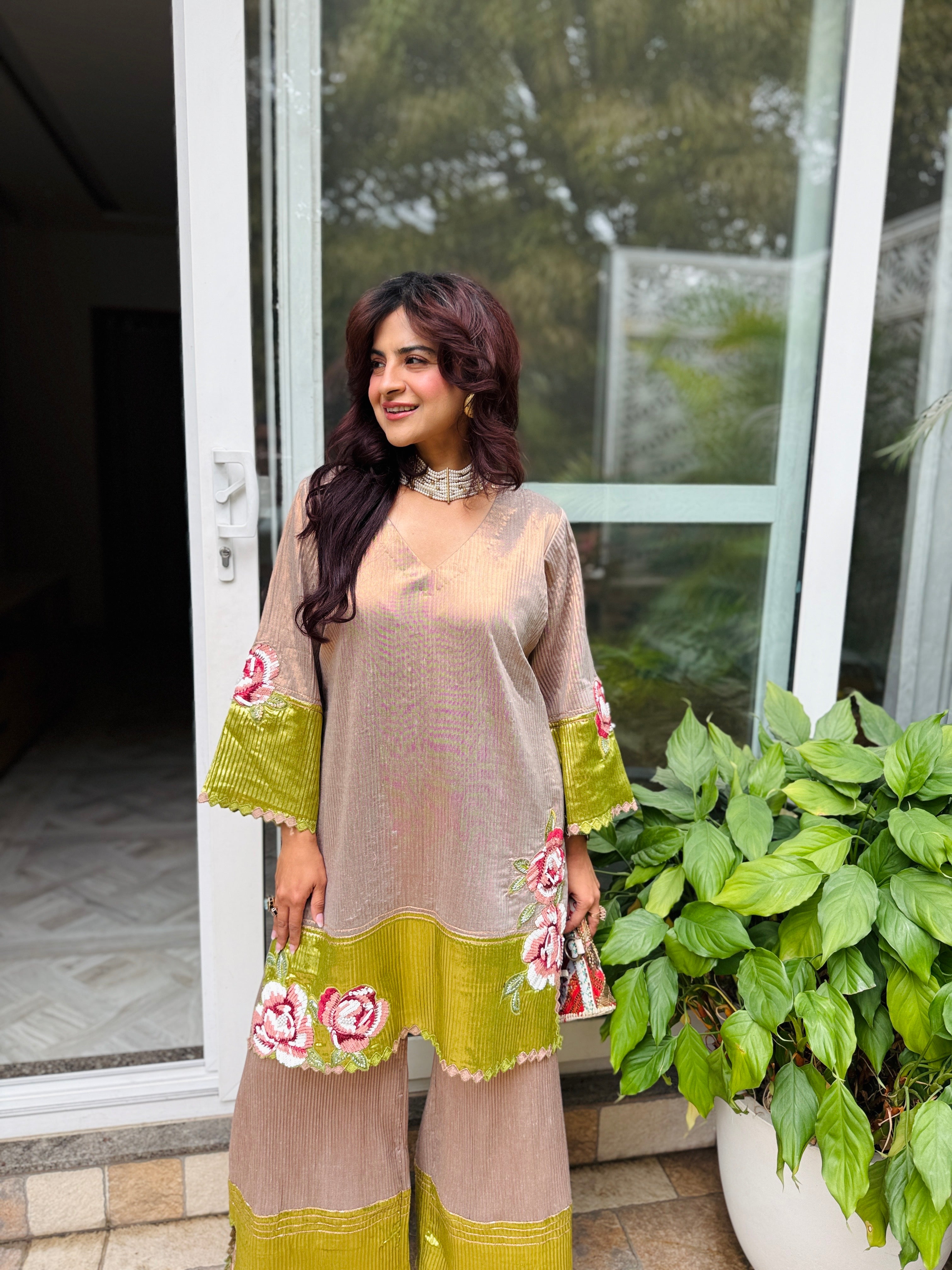 Gulbahar Kurta Set in Green and Beige