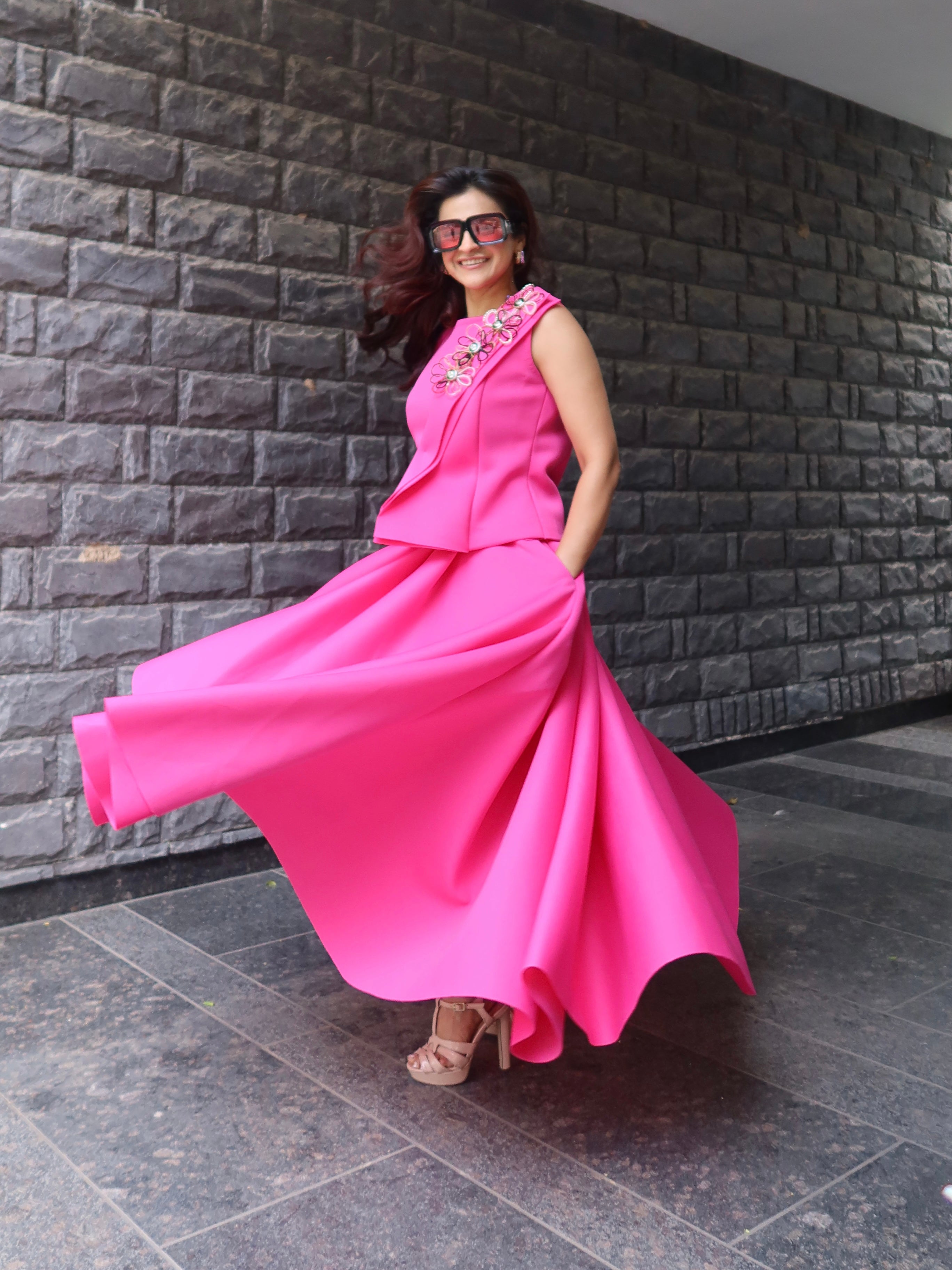 Embroidered Overlay Hi-Low Skrit set in Pink