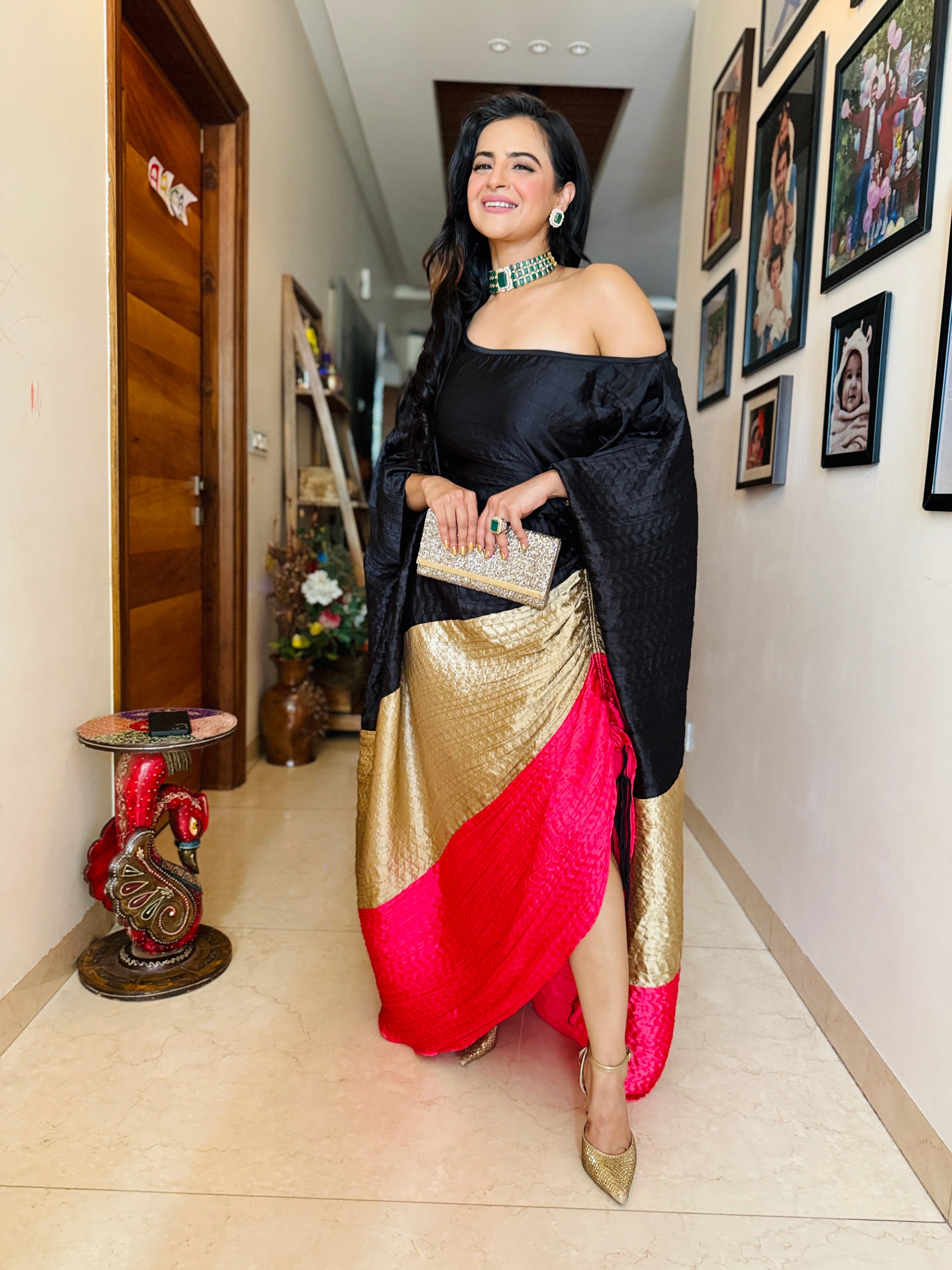 Midnight Dahlia in Black, Gold and Pink