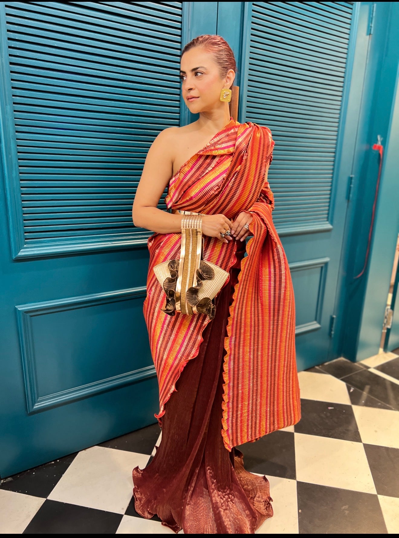 Egyptian Saree in MAROON AND STRIPES COLOR BLACK . Shimmer silk