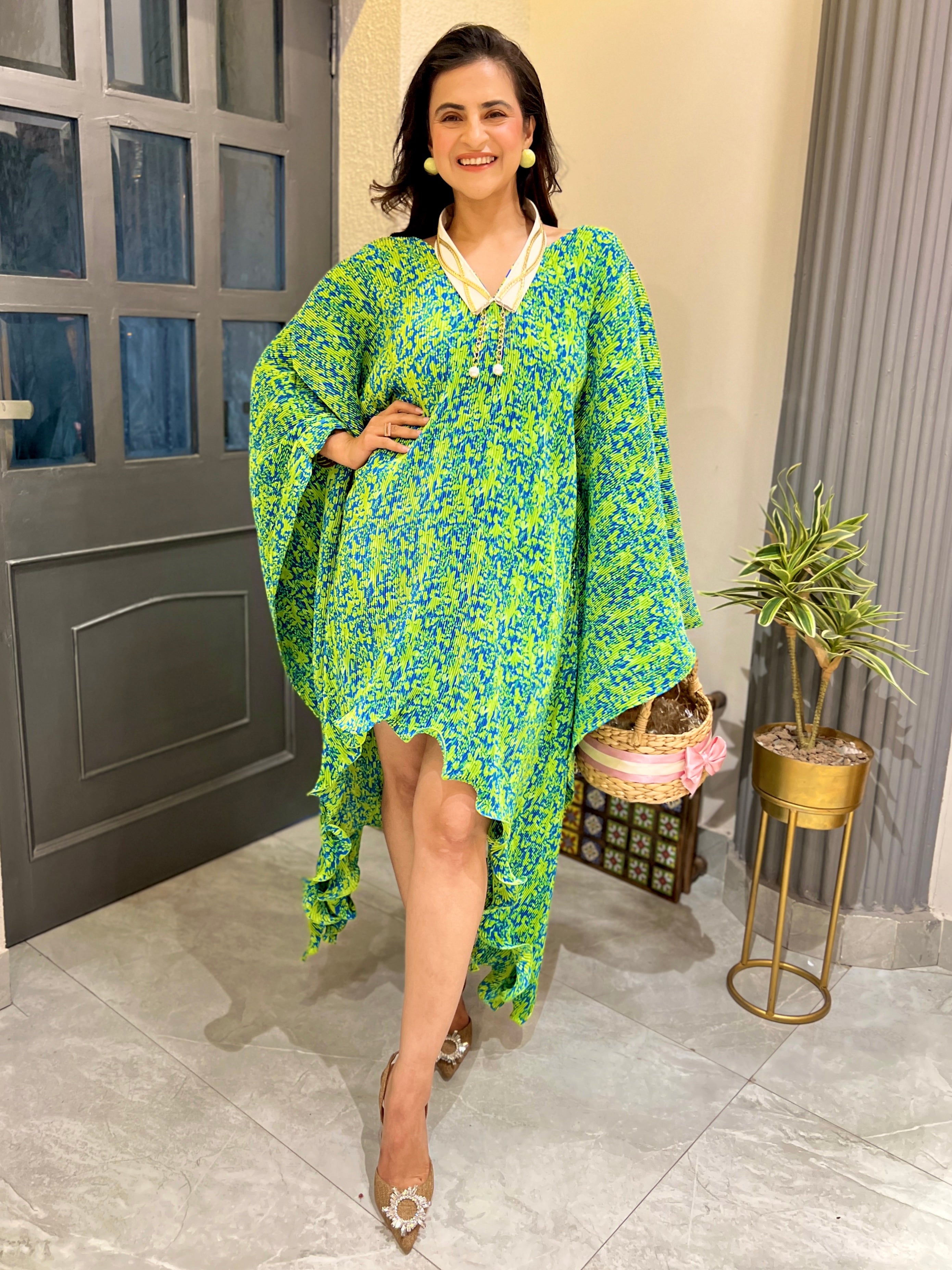 Chartreuse moon illusion collared kaftan