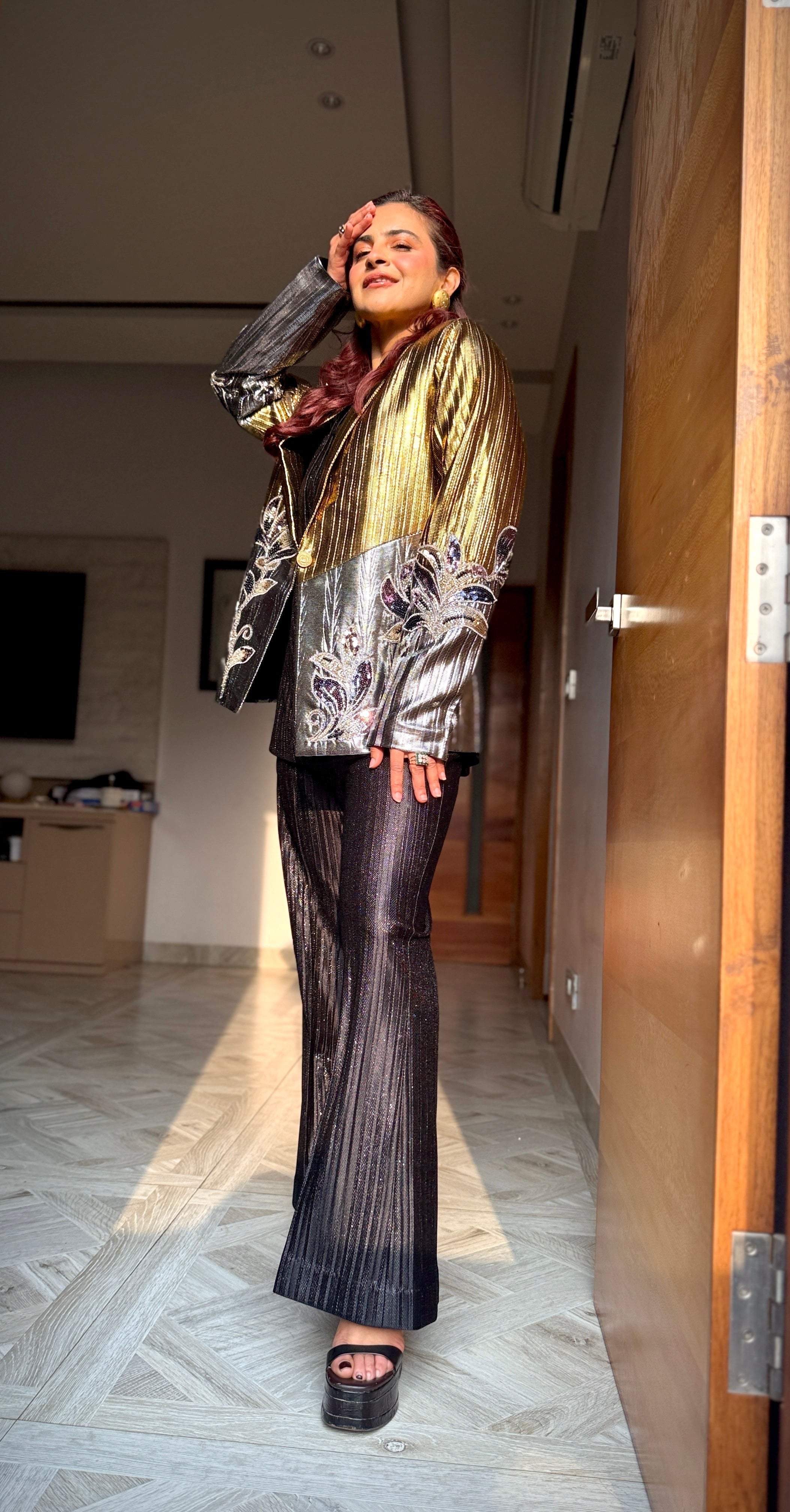 Aurora Alloy Power Blazer Pants set in Golden Silver and black