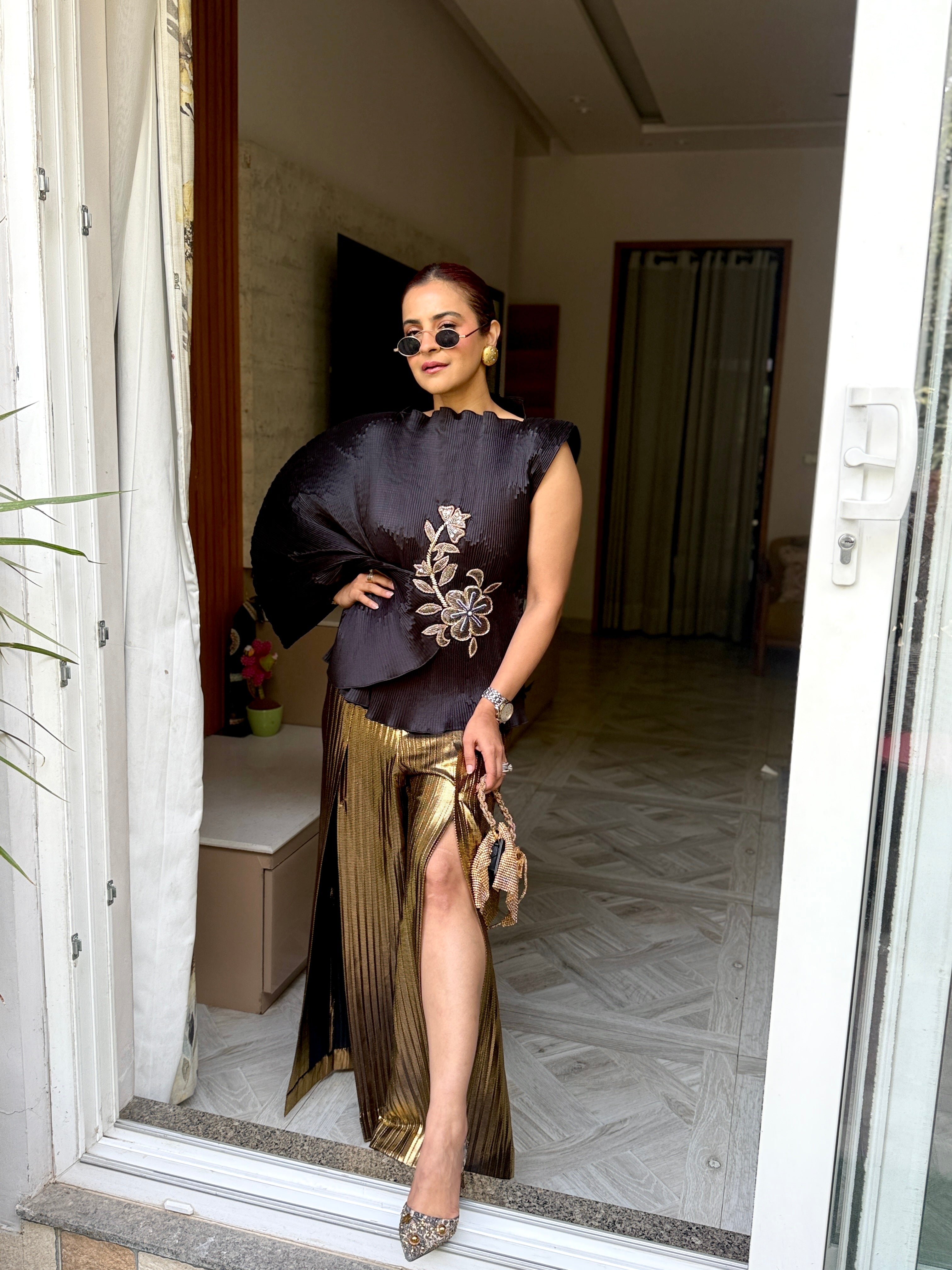 Midnight Embroidered Lunar Bloom Set in Black and Golden