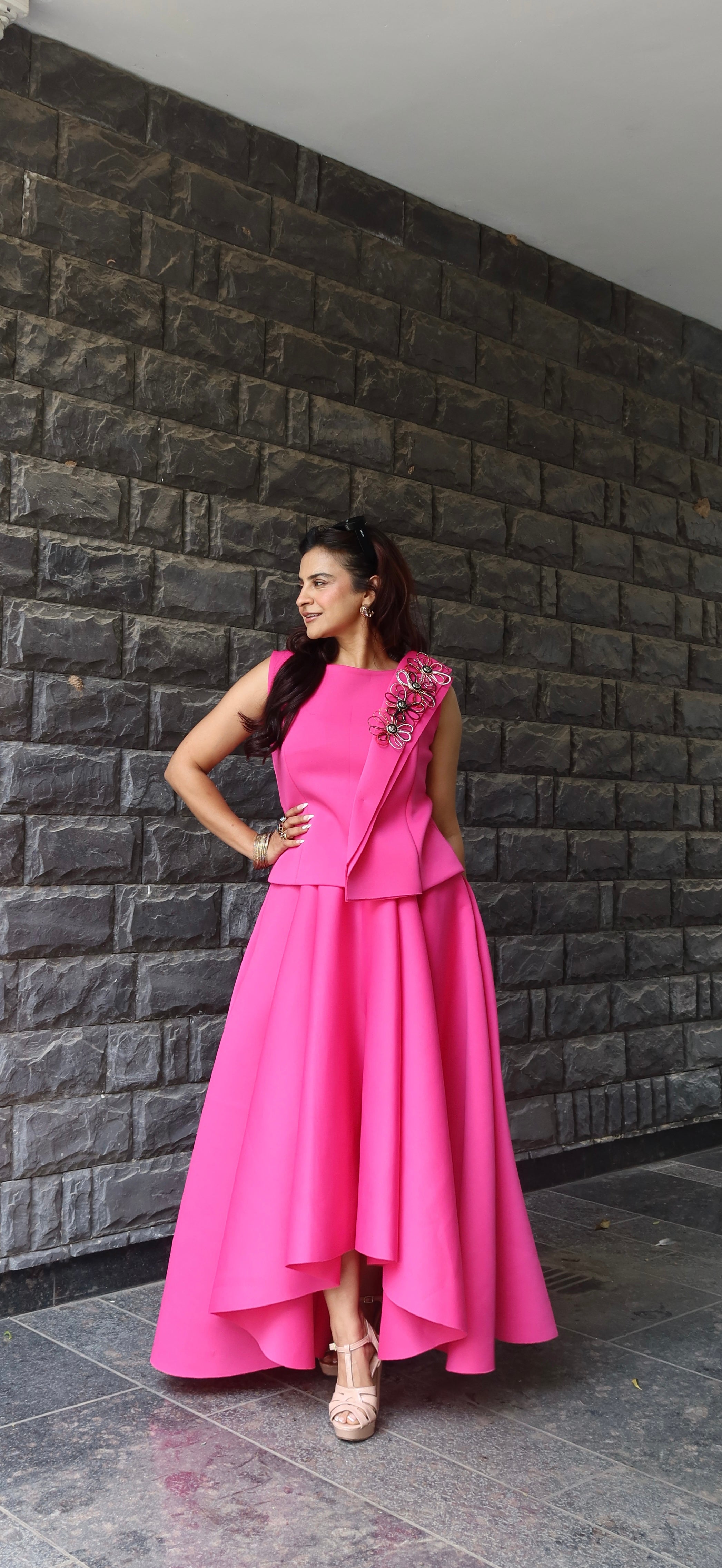 Embroidered Overlay Hi-Low Skrit set in Pink