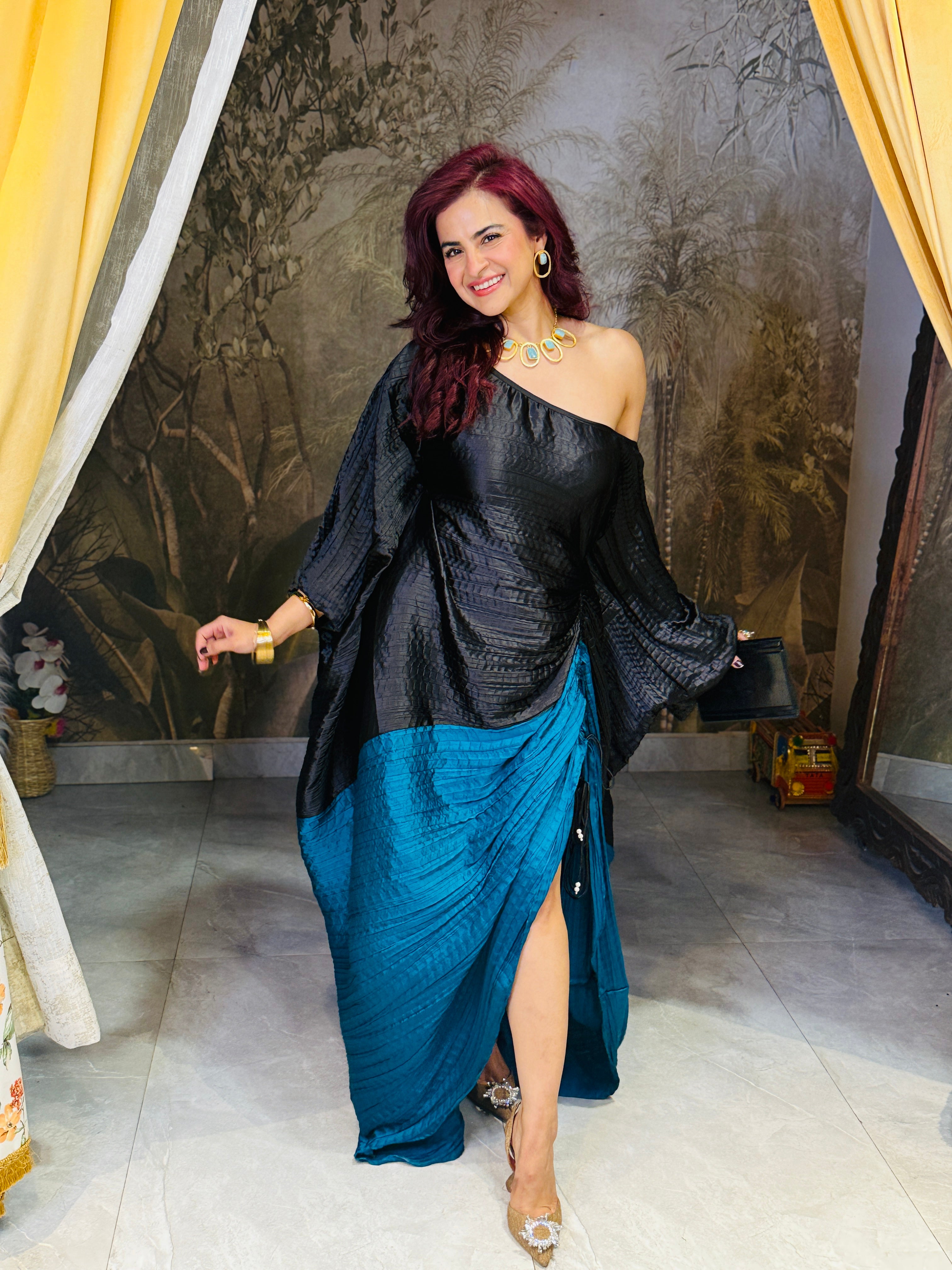 Midnight Wave in Black and Blue