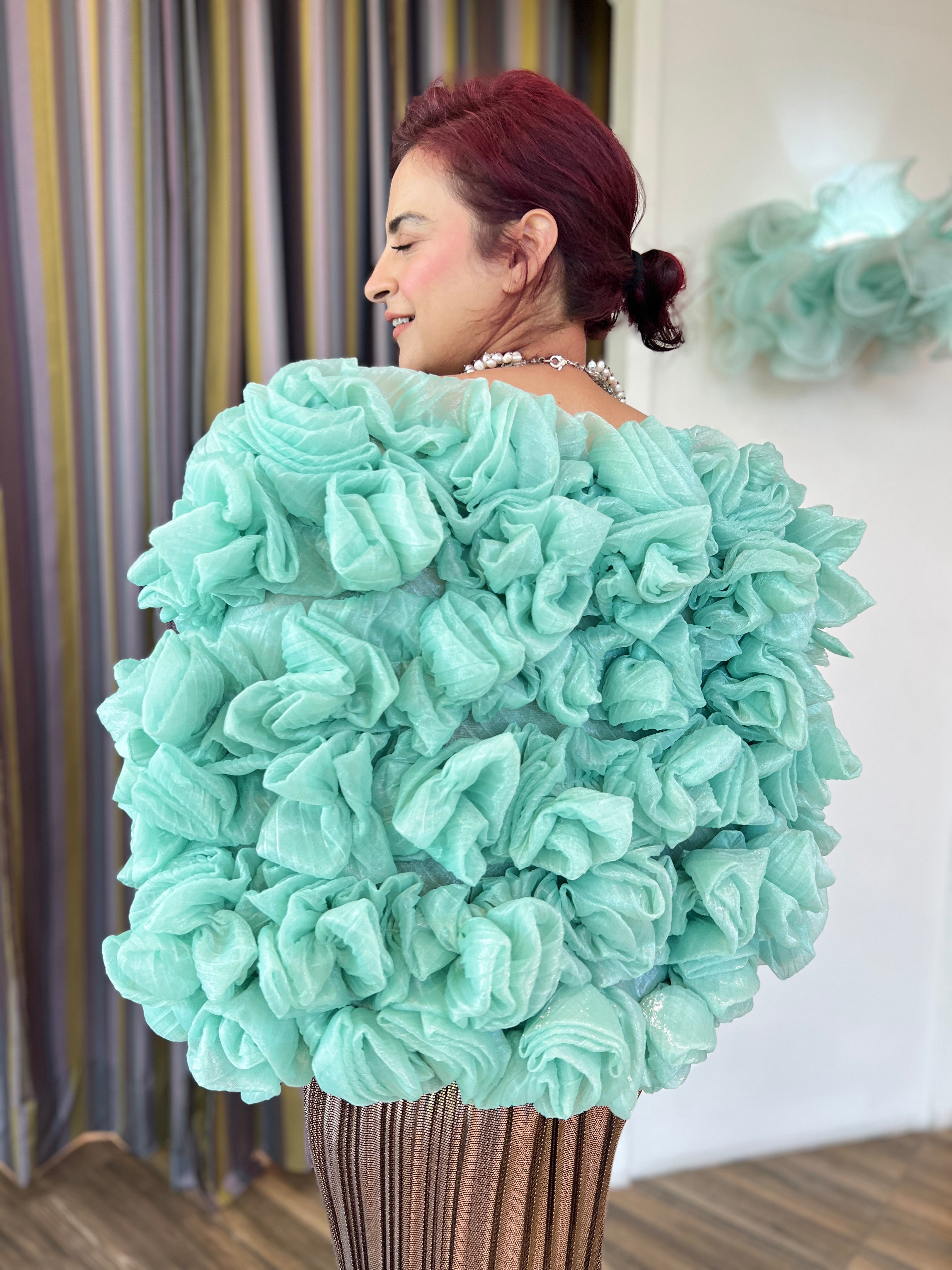 Sea Ripple Cape  in Dirty blue