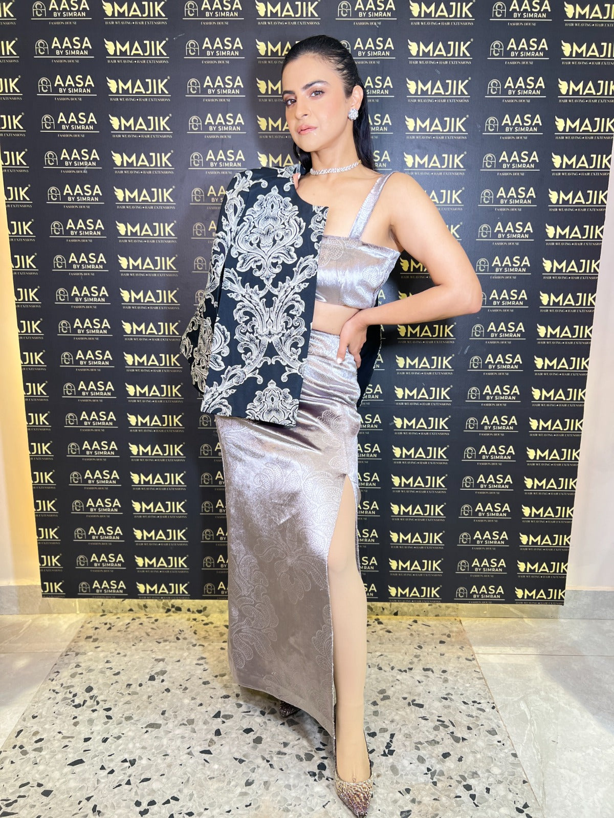 Silver velet long skirt set