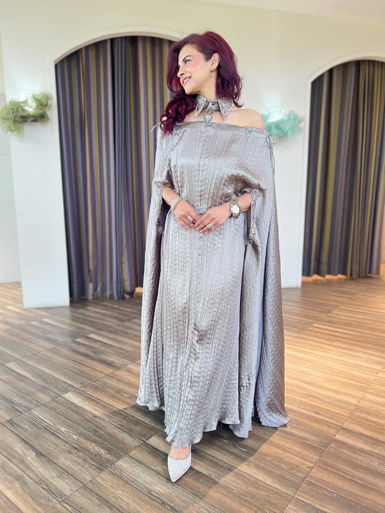 Grey embroidered collar Kaftan