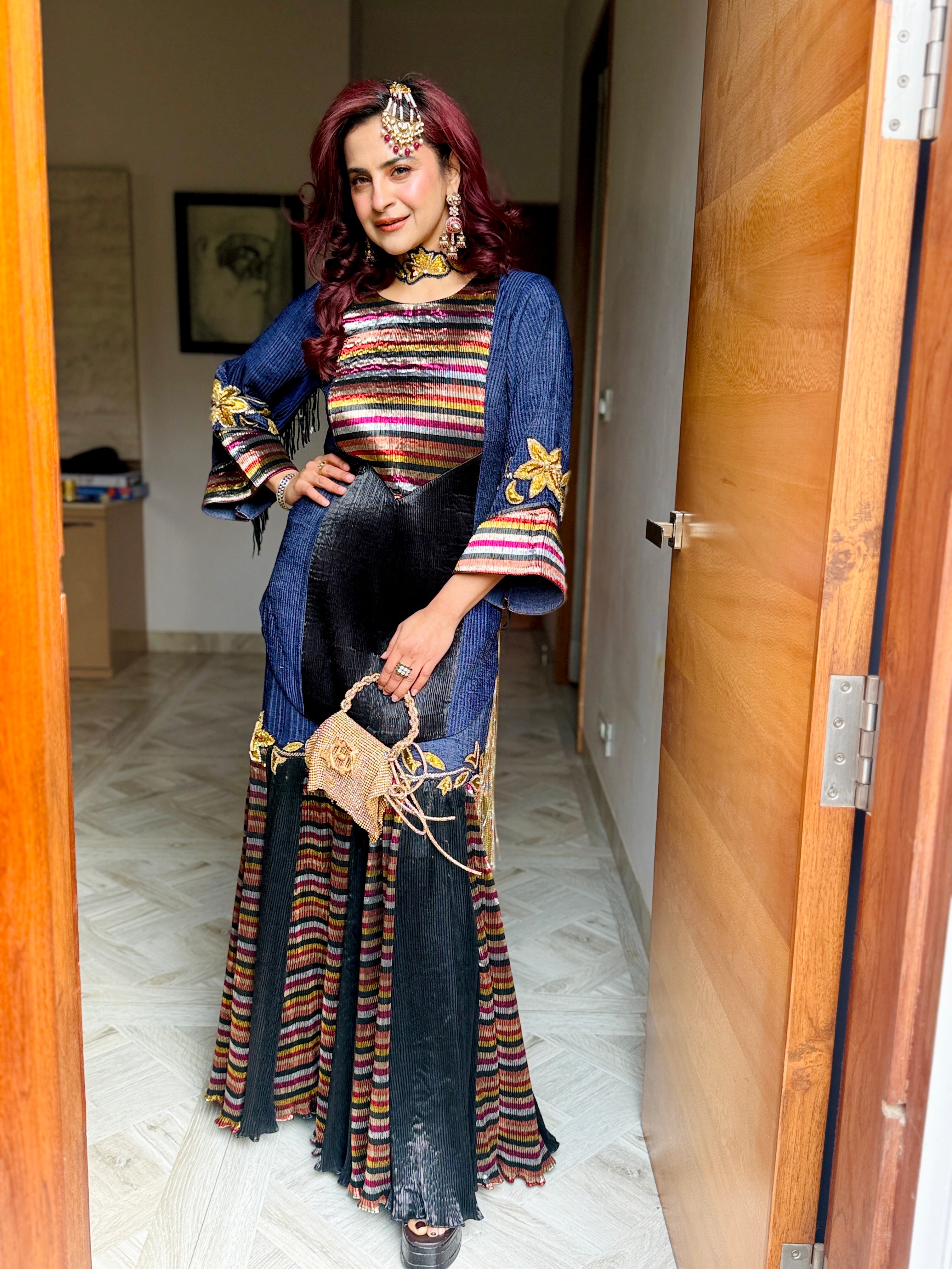 Neel Zari Garara set in Blue