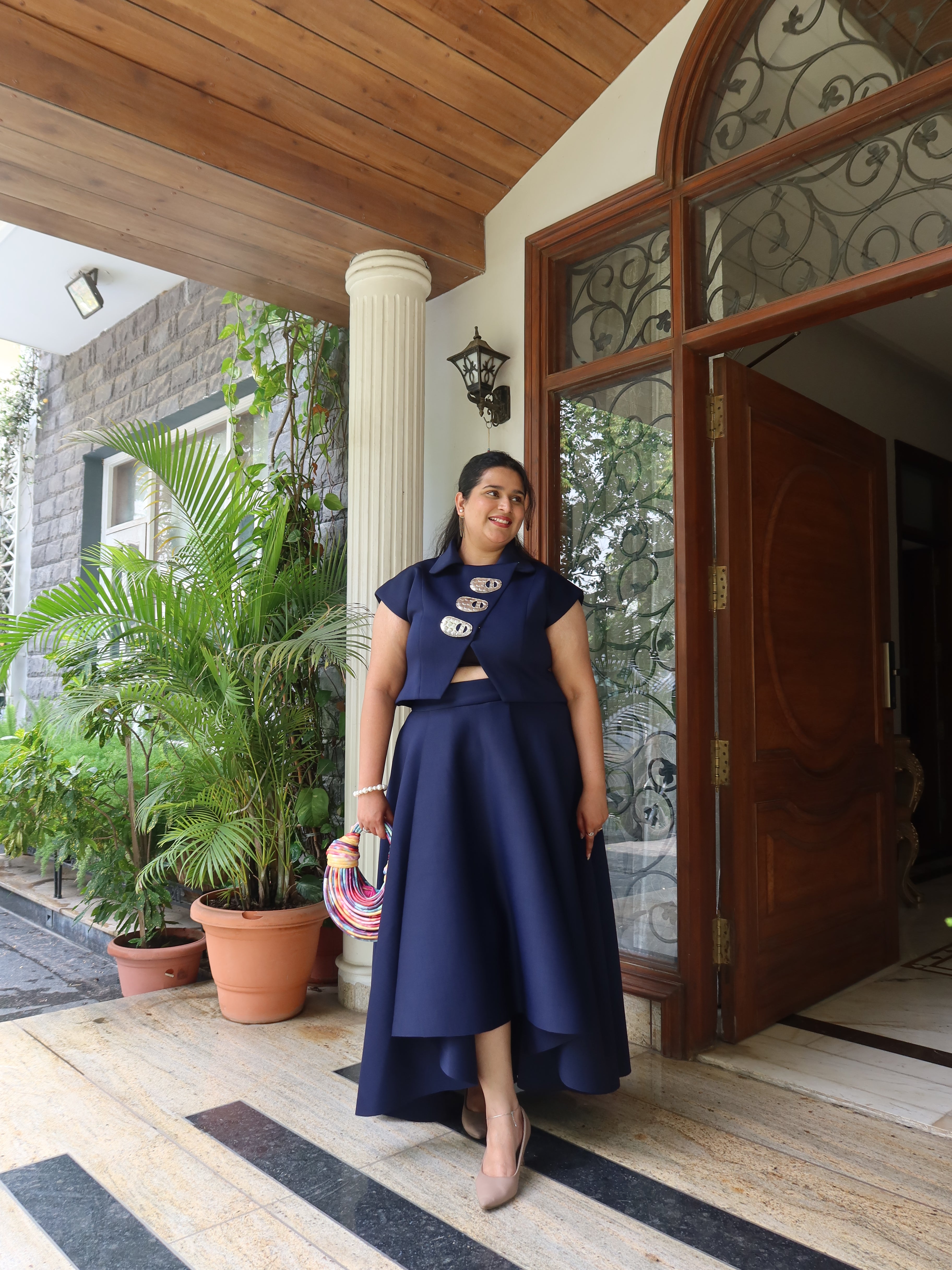 Crest Hi-Low Skirt Set in Navy Blue