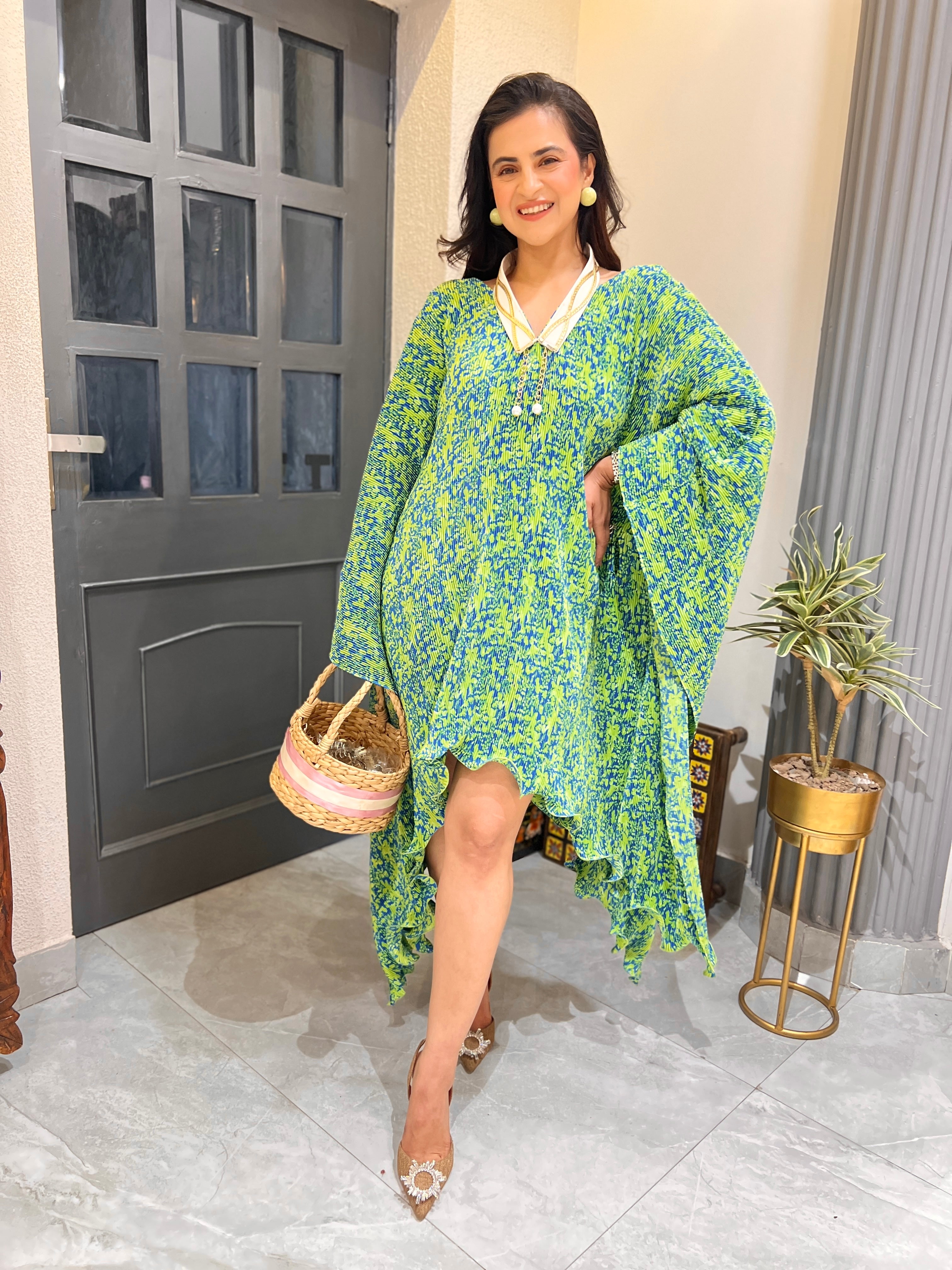 Chartreuse moon illusion collared kaftan