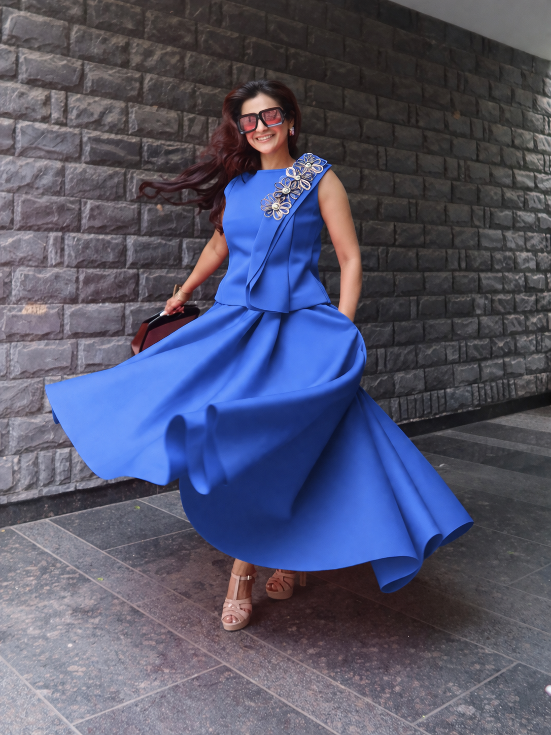 Embroidered Overlay Hi-Low Skrit set in Royal Blue