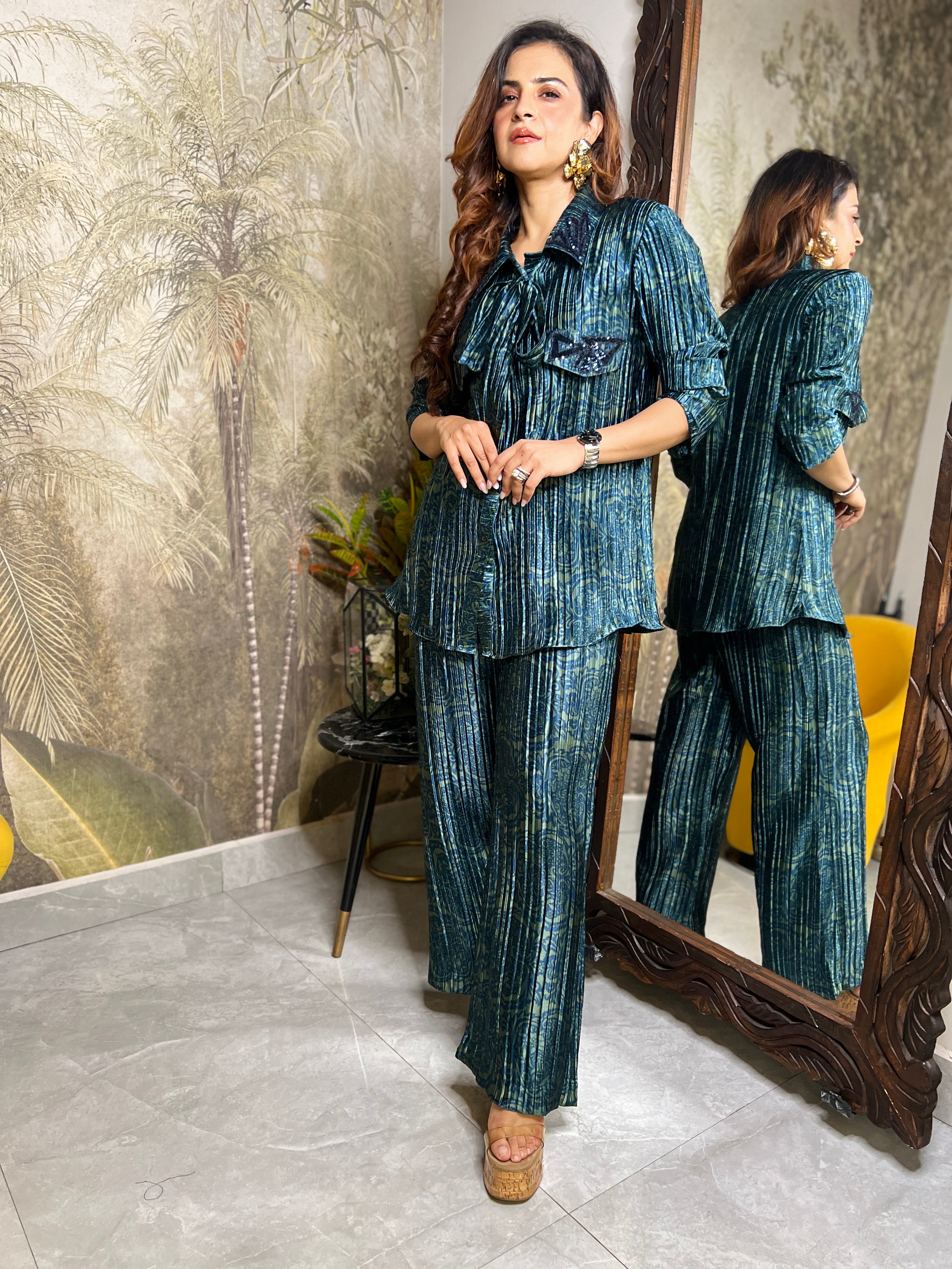 Collar Shirt Pants Set in Evergreen