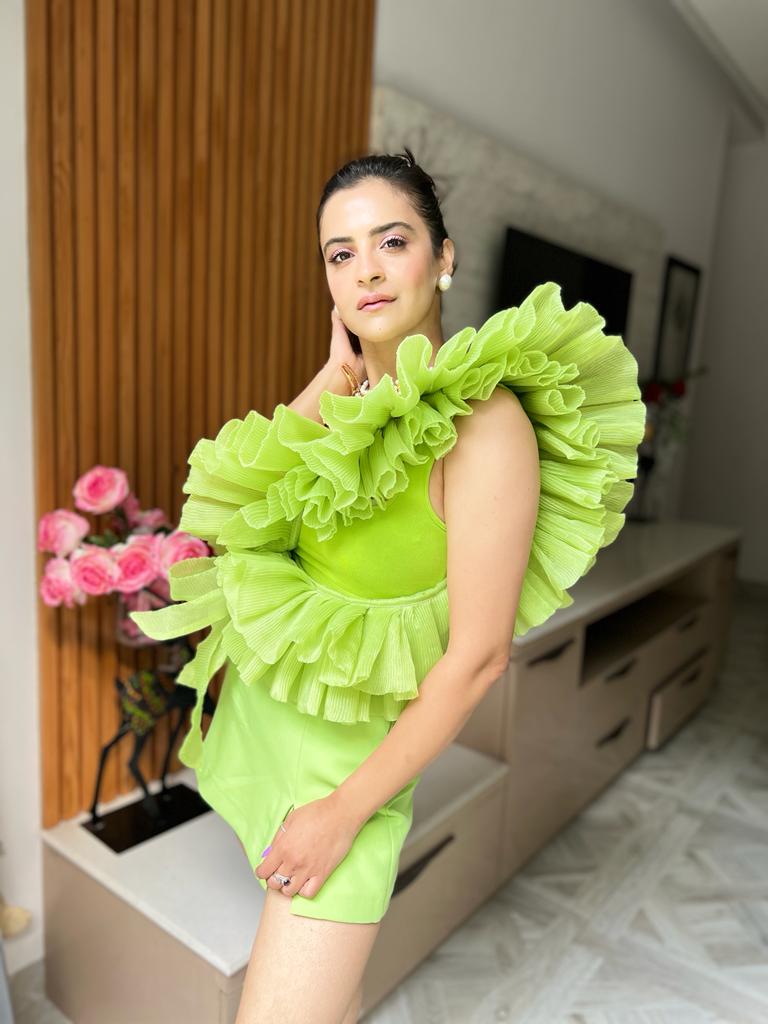 Ruffle Dreams in Green